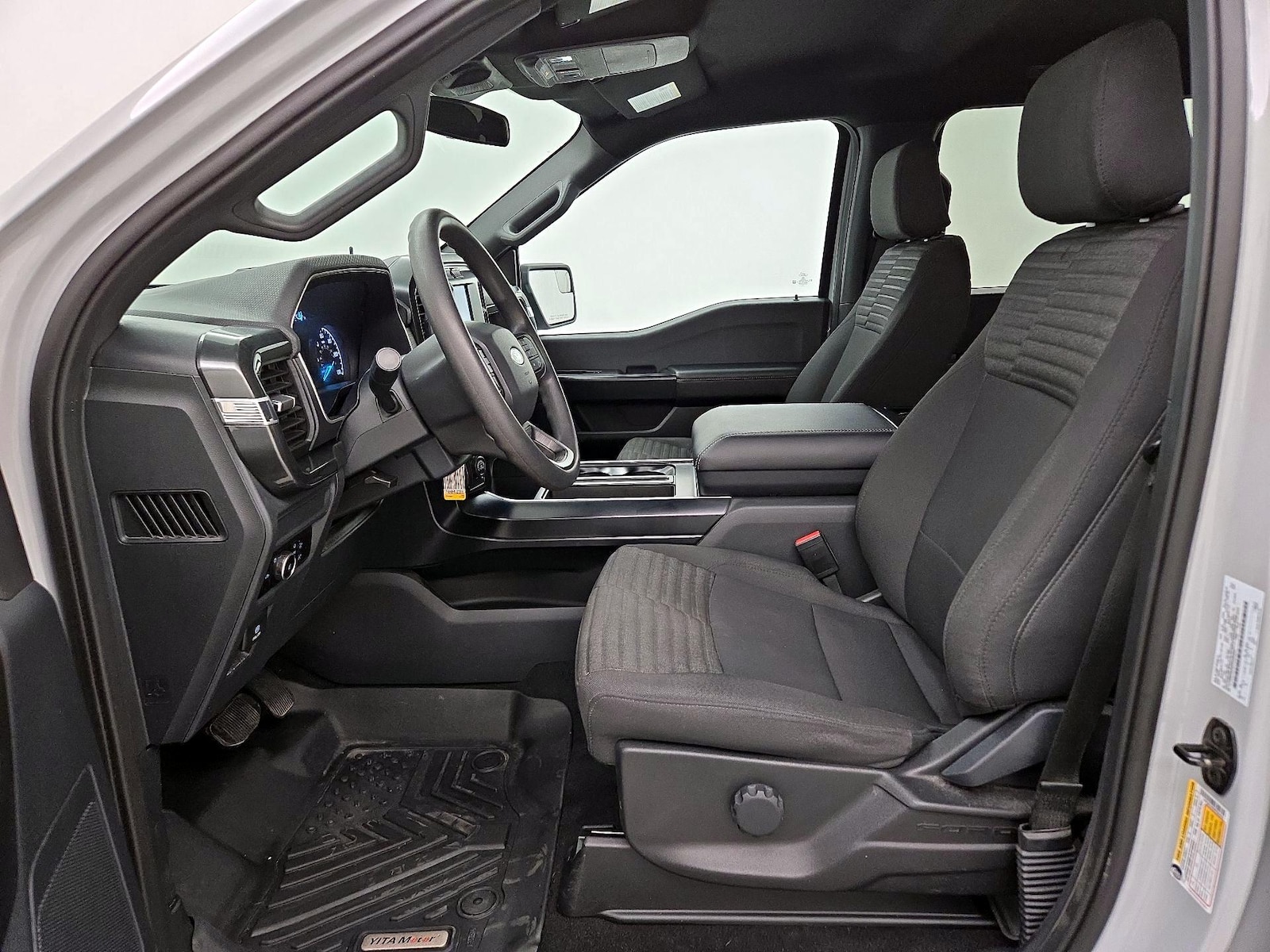 2023 Ford F-150 XL - Photo 12