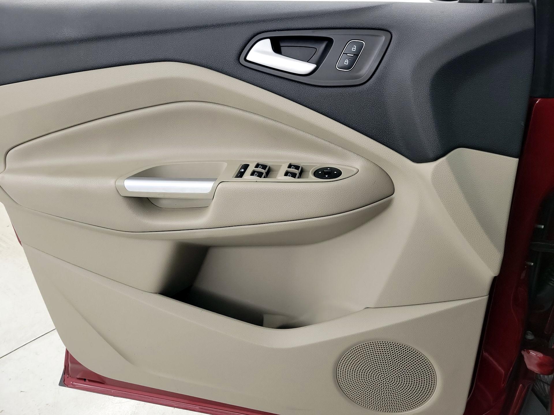 Thumbnail: 2019 Ford Escape - 12