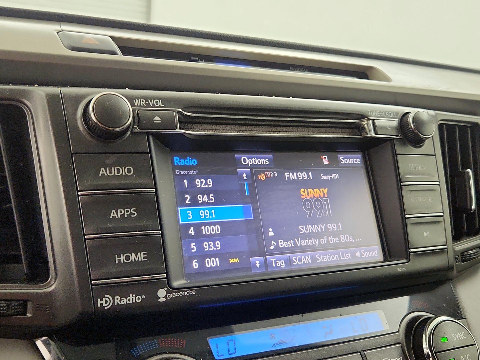 Thumbnail: 2014 Toyota RAV4 - 15