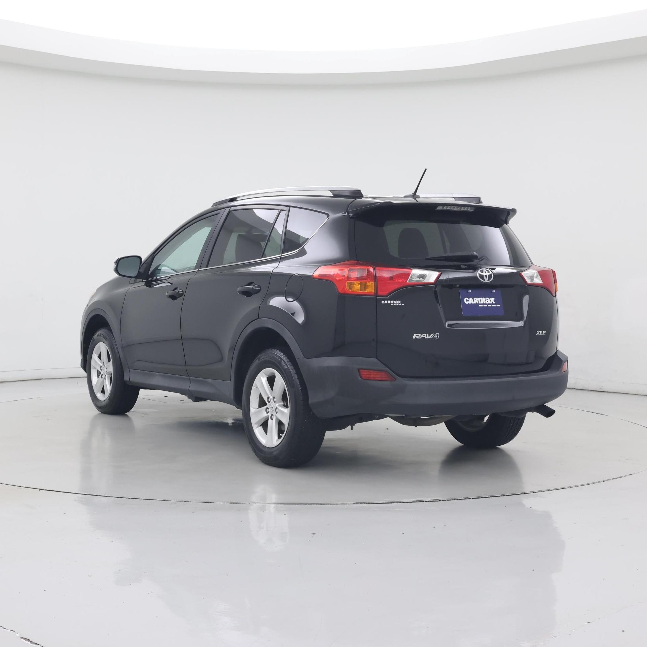 Thumbnail: 2014 Toyota RAV4 - 2