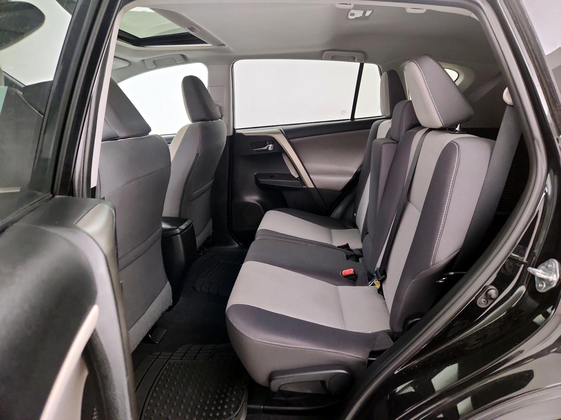 Thumbnail: 2014 Toyota RAV4 - 20