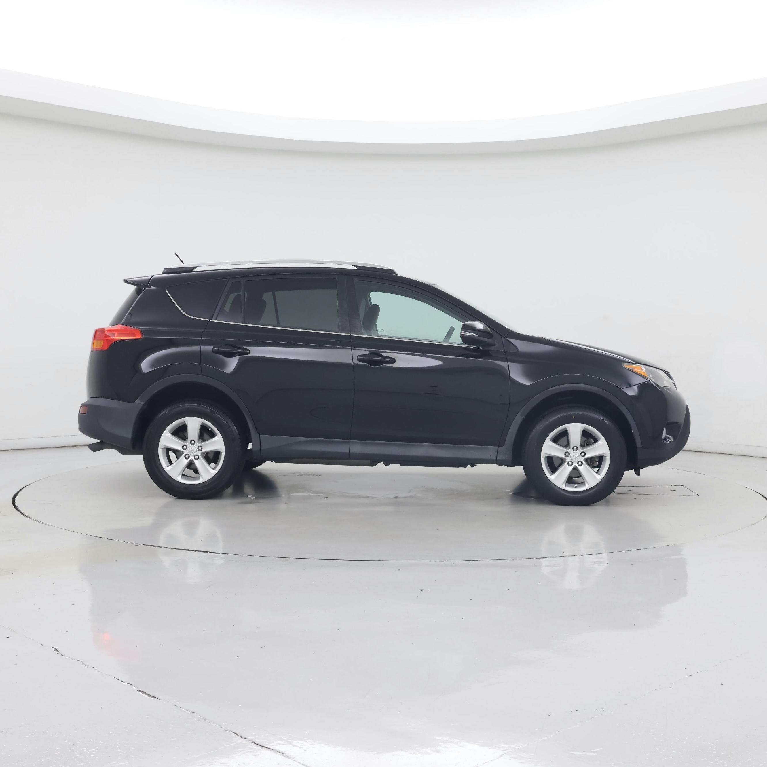Thumbnail: 2014 Toyota RAV4 - 7