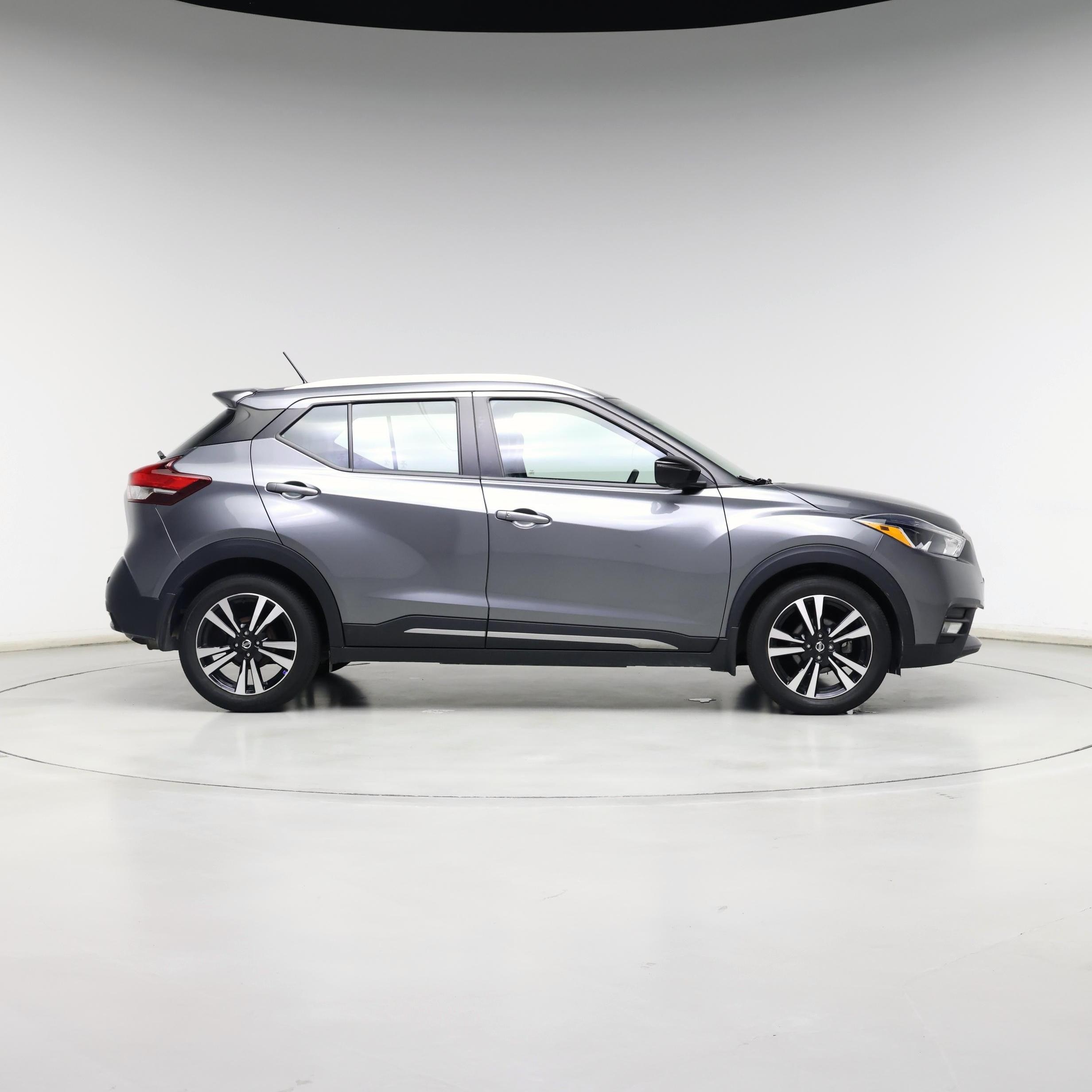 Thumbnail: 2020 Nissan Kicks - 7