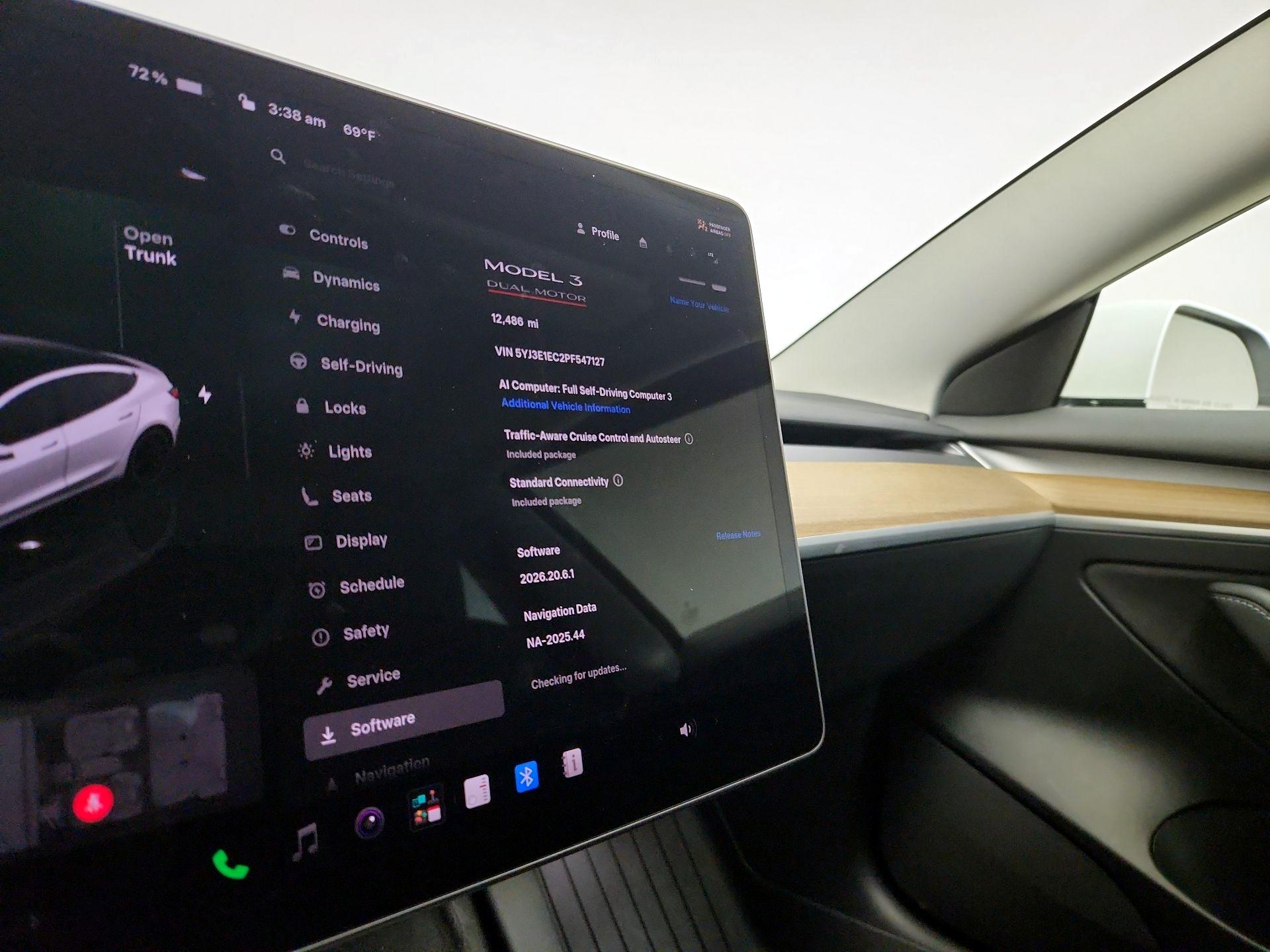 Thumbnail: 2023 Tesla Model 3 - 13