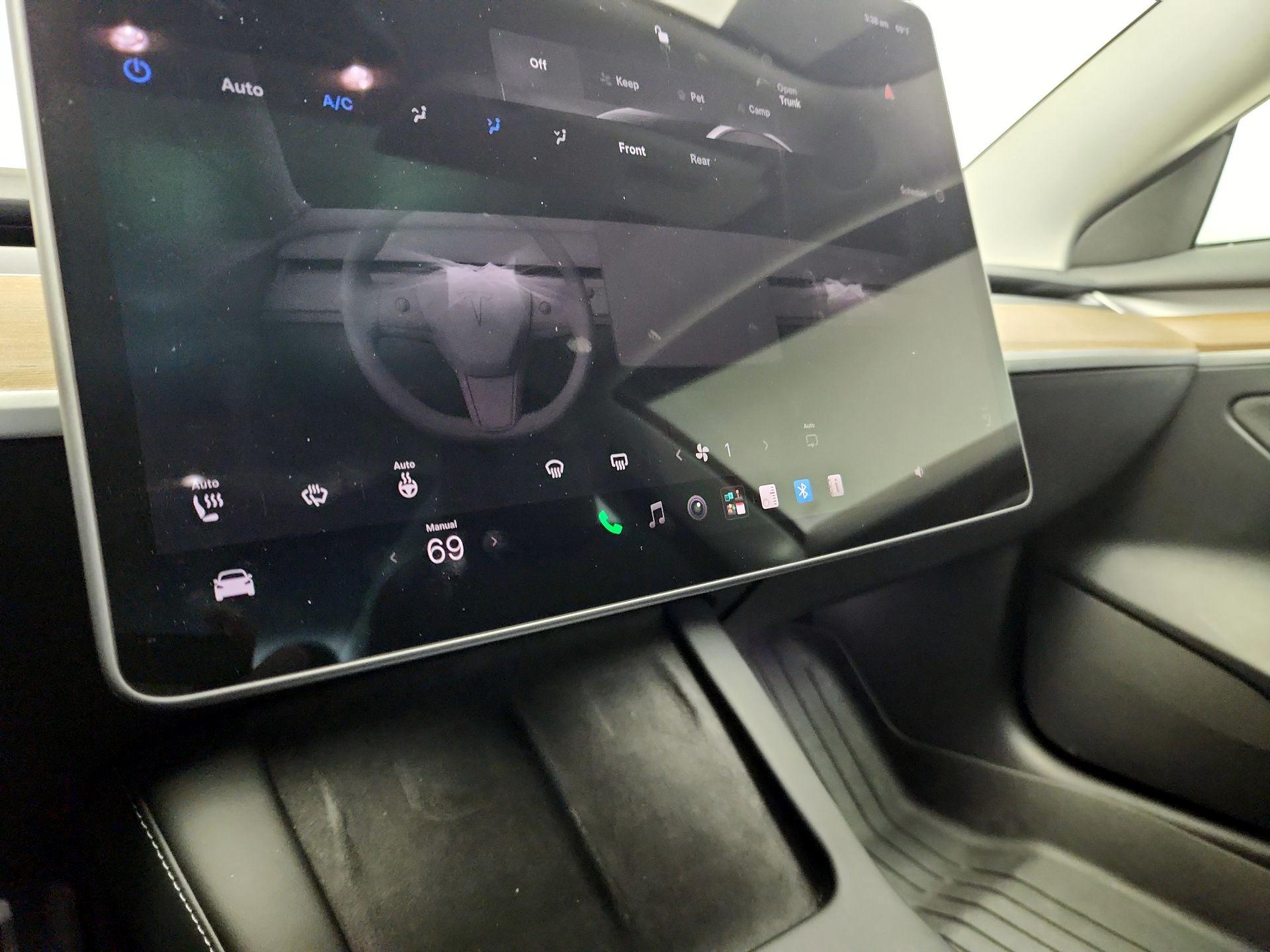 Thumbnail: 2023 Tesla Model 3 - 16