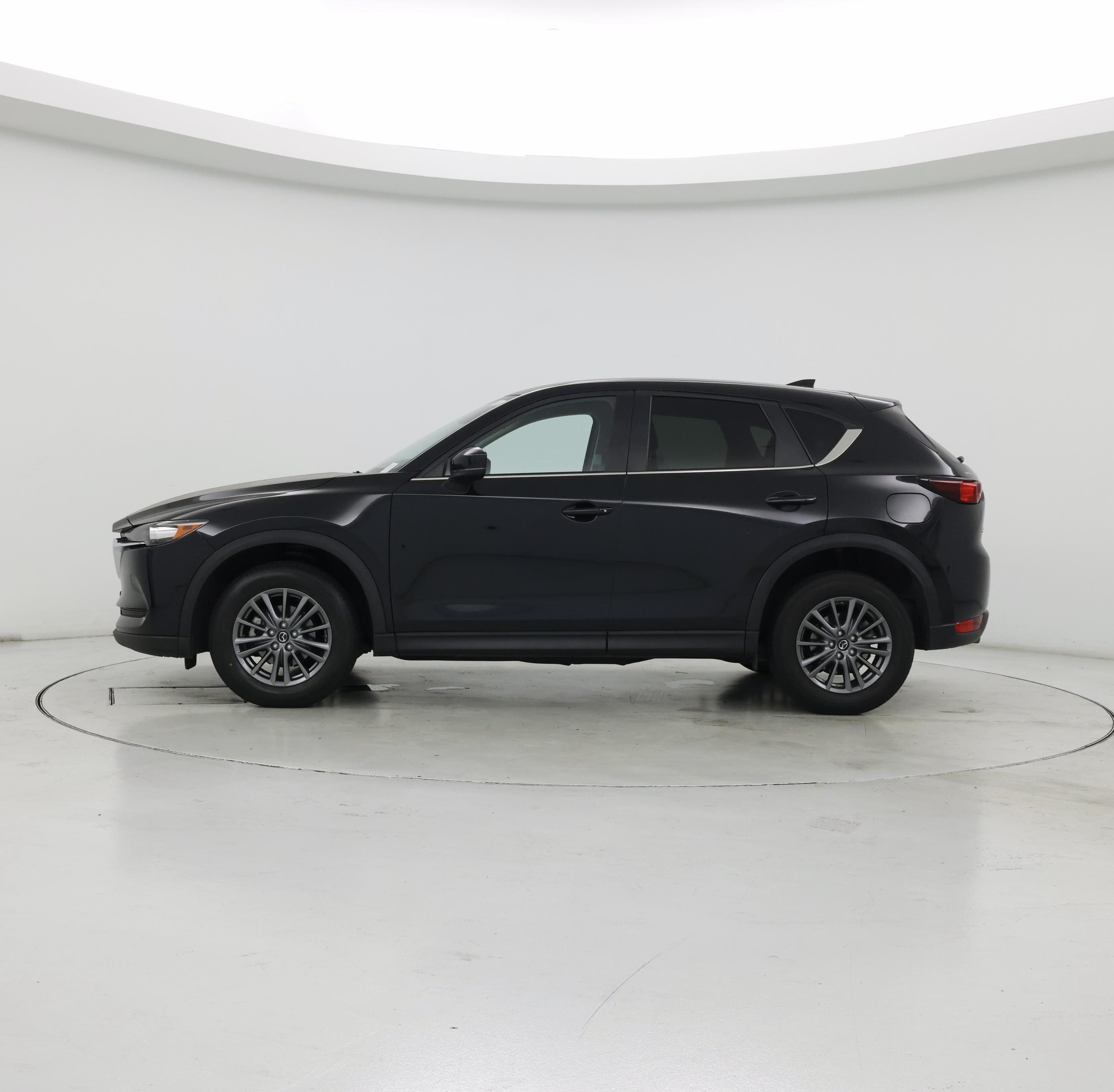 Thumbnail: 2017 Mazda CX-5 - 3