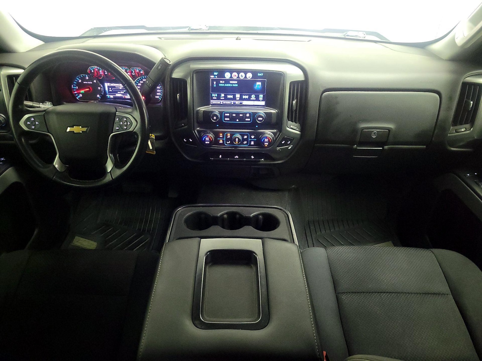 2018 Chevrolet Silverado 1500 LT Z71 - Photo 10