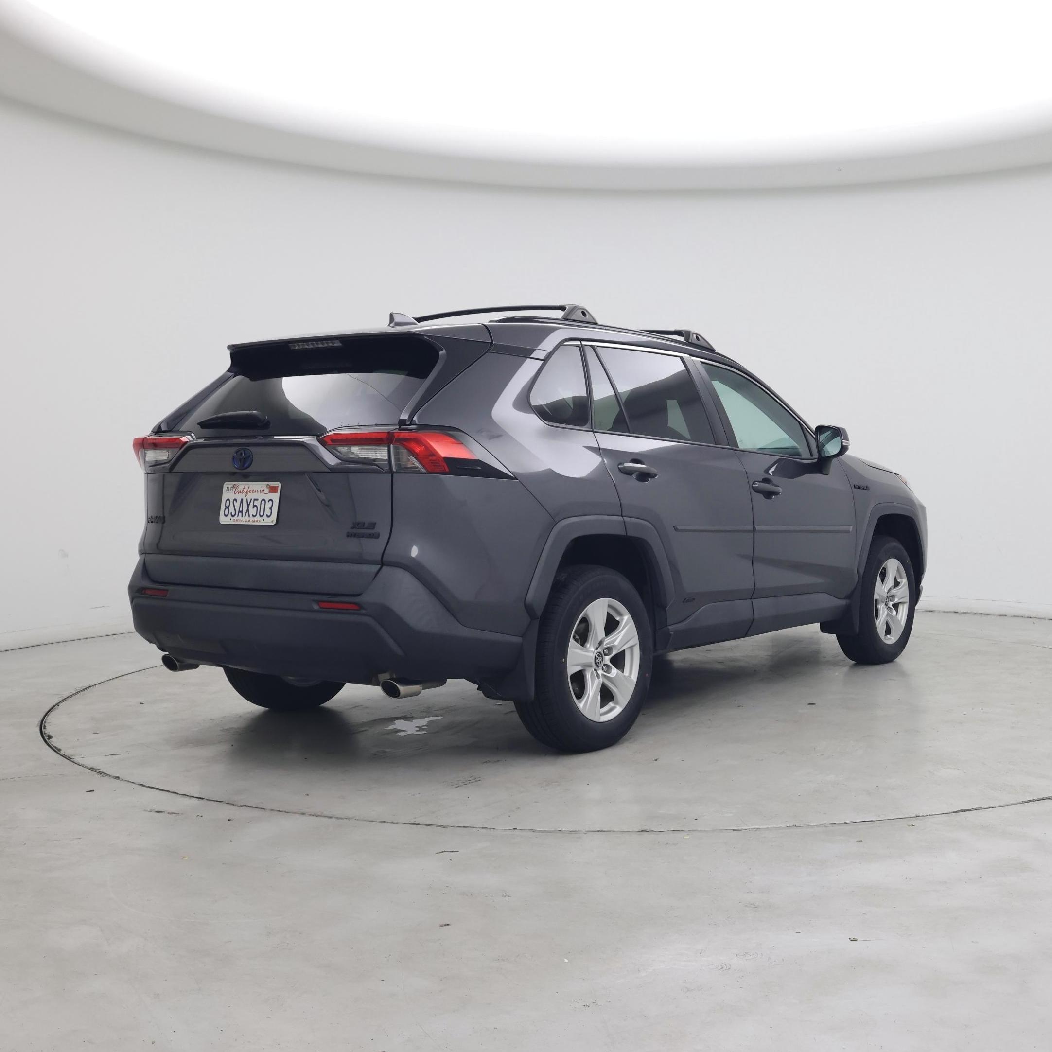 Thumbnail: 2020 Toyota RAV4 - 8