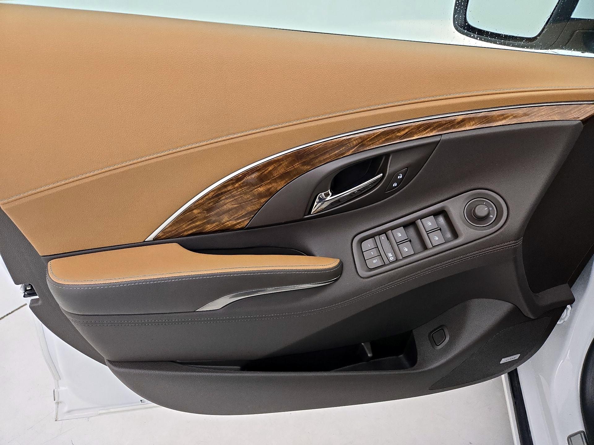 Thumbnail: 2014 Buick LaCrosse - 12