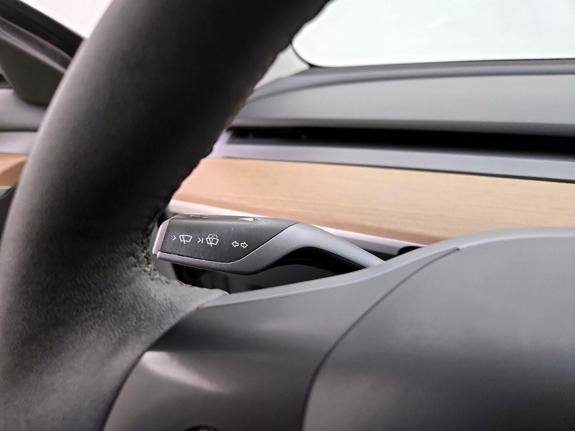 Thumbnail: 2023 Tesla Model 3 - 13