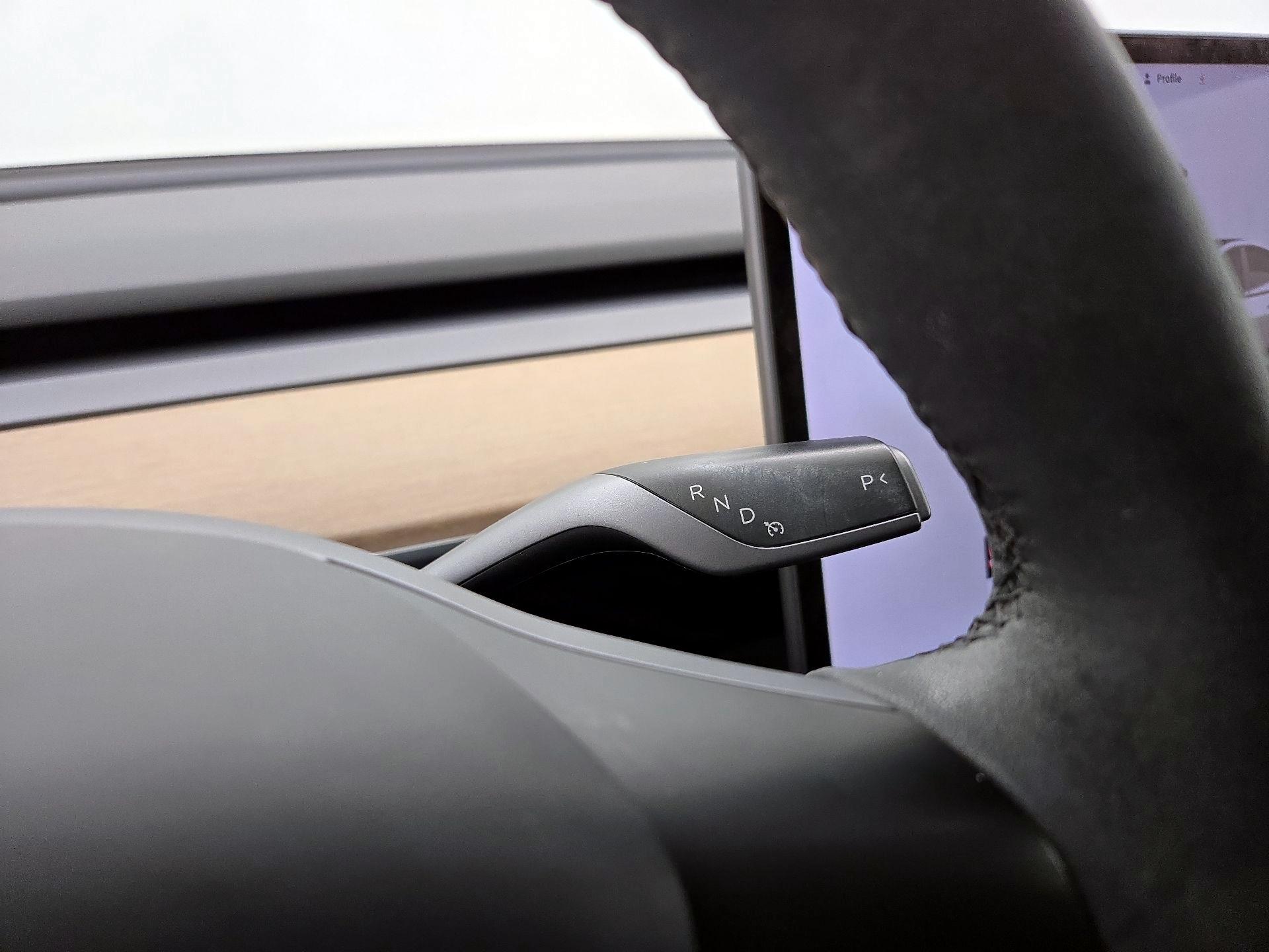 Thumbnail: 2023 Tesla Model 3 - 18