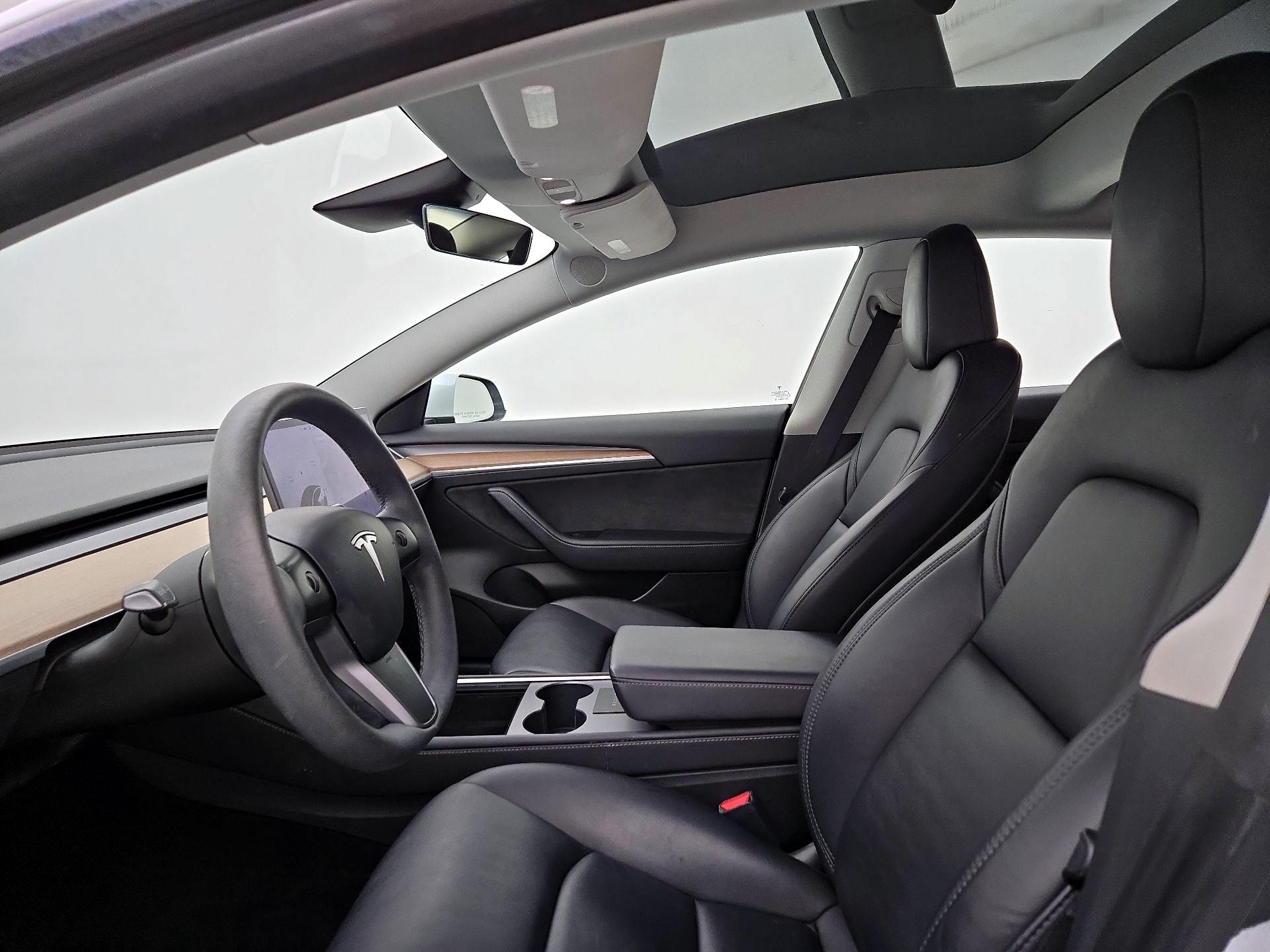 Thumbnail: 2023 Tesla Model 3 - 20
