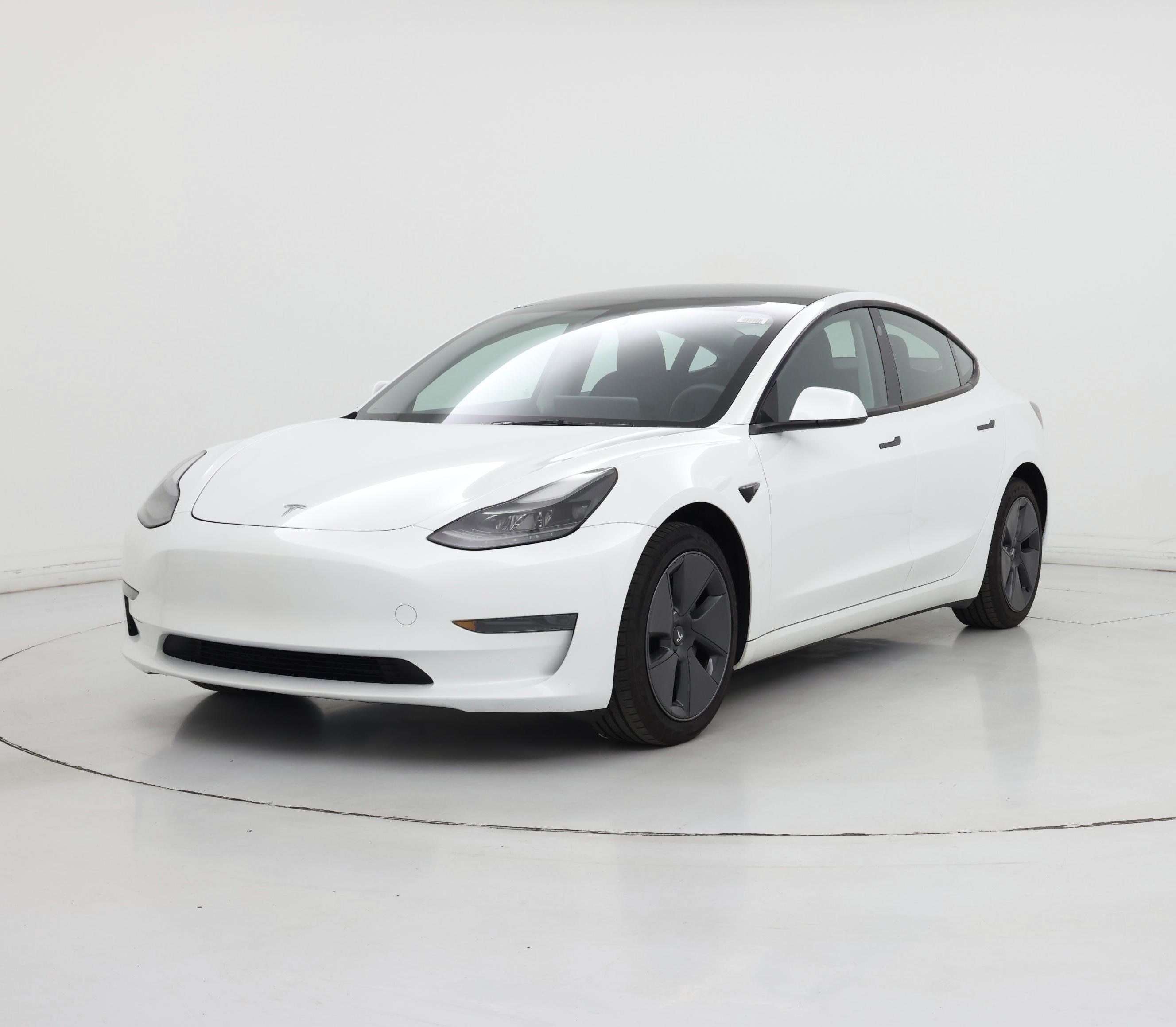 Thumbnail: 2023 Tesla Model 3 - 4