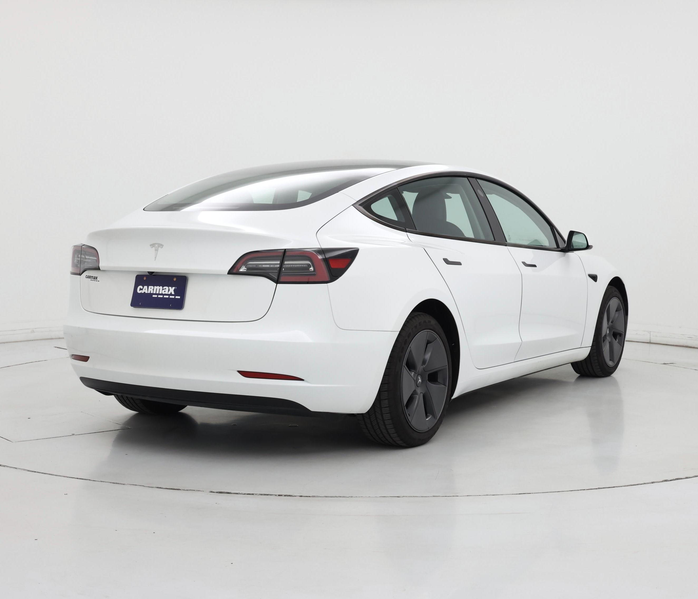 Thumbnail: 2023 Tesla Model 3 - 8