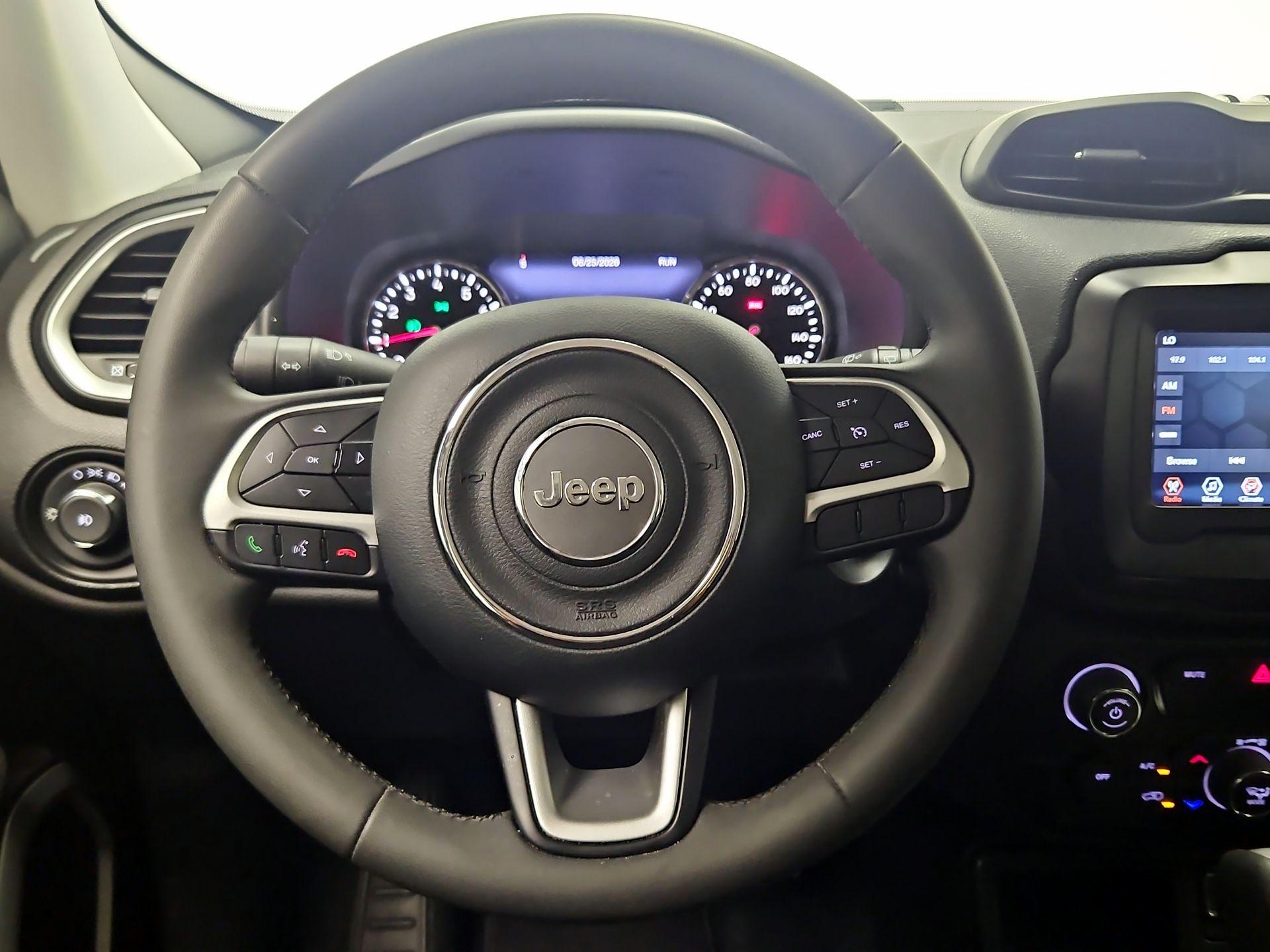 Thumbnail: 2021 Jeep Renegade - 10