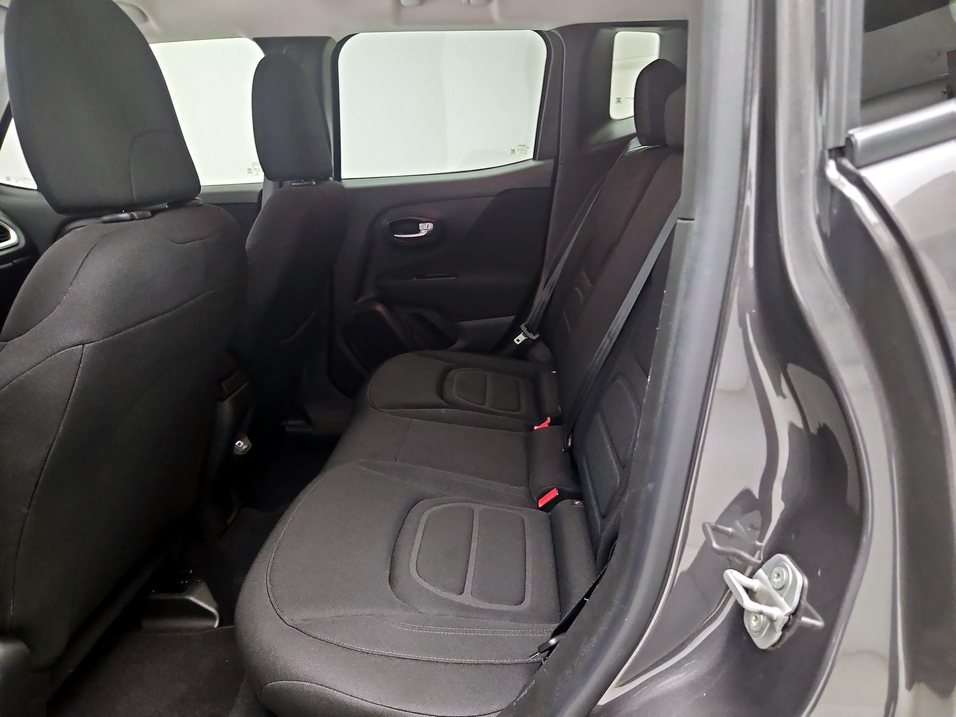 Thumbnail: 2021 Jeep Renegade - 19