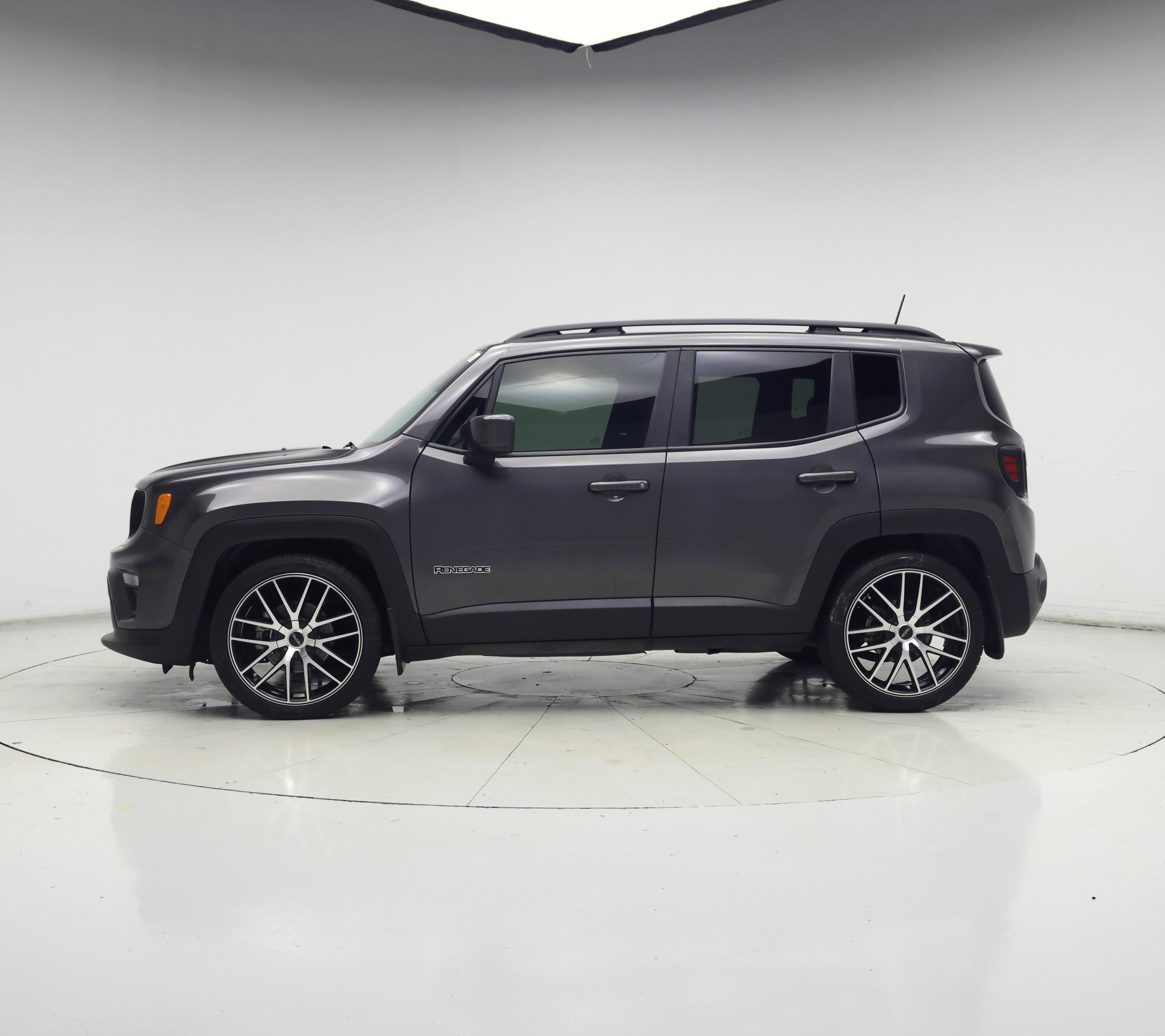 Thumbnail: 2021 Jeep Renegade - 3
