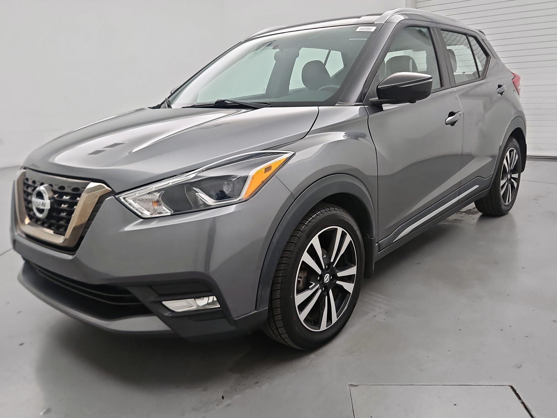 Thumbnail: 2019 Nissan Kicks - 3