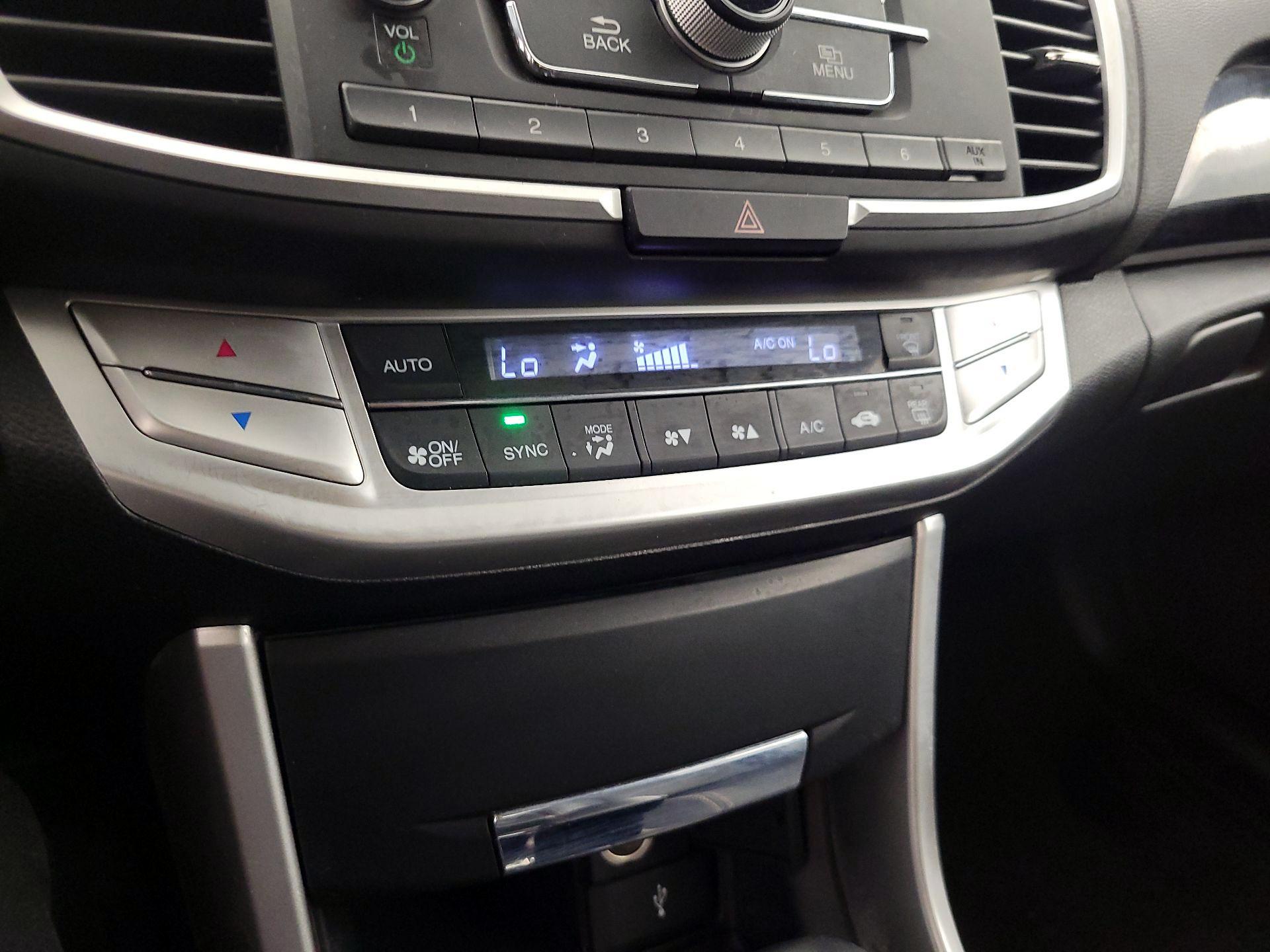 Thumbnail: 2014 Honda Accord - 16