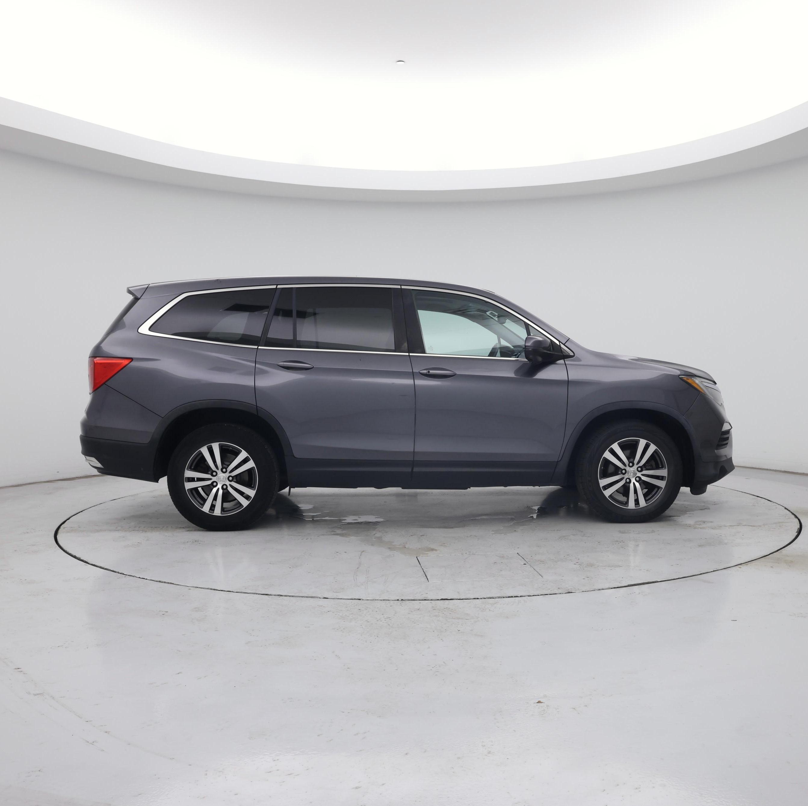 Thumbnail: 2016 Honda Pilot - 7