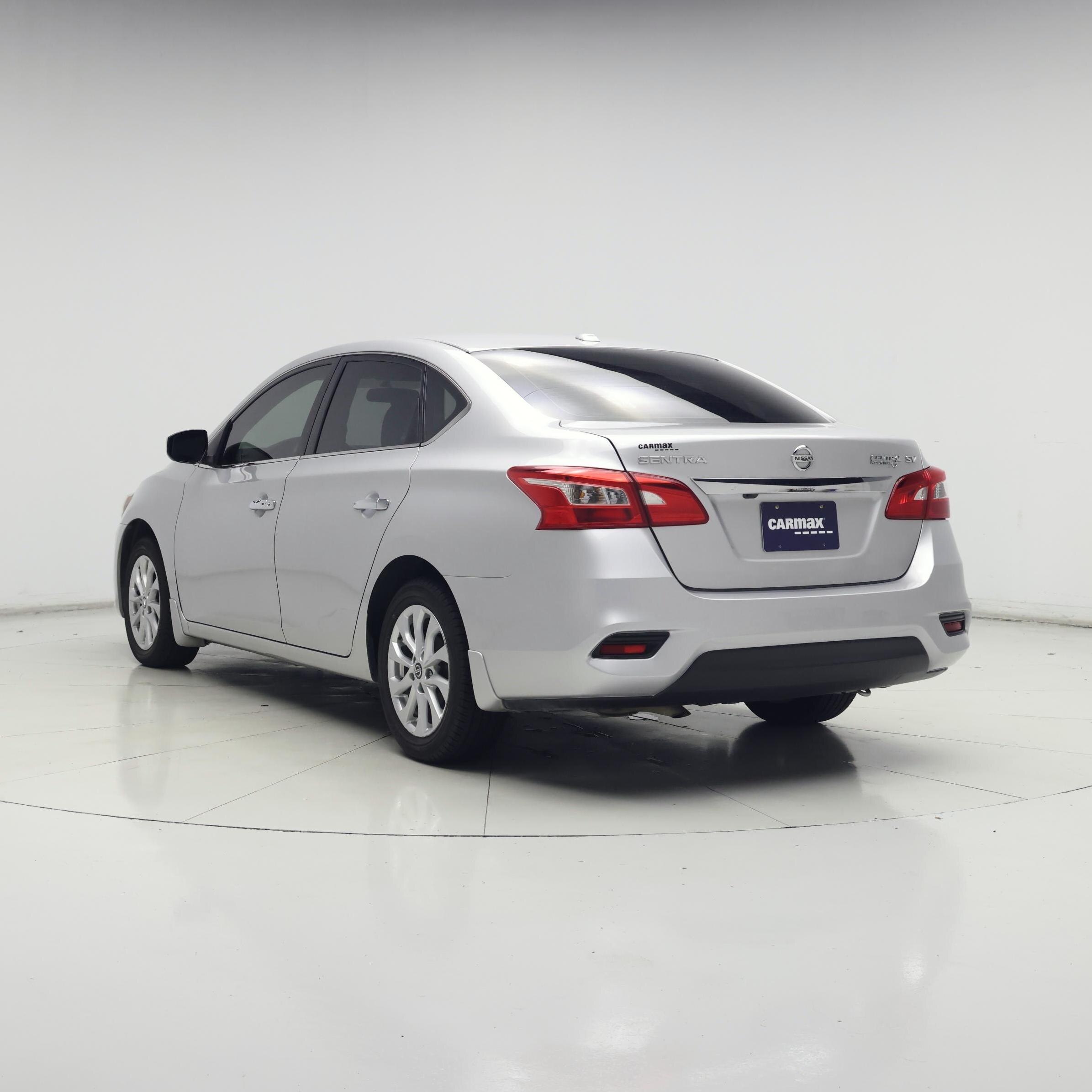 Thumbnail: 2016 Nissan Sentra - 2