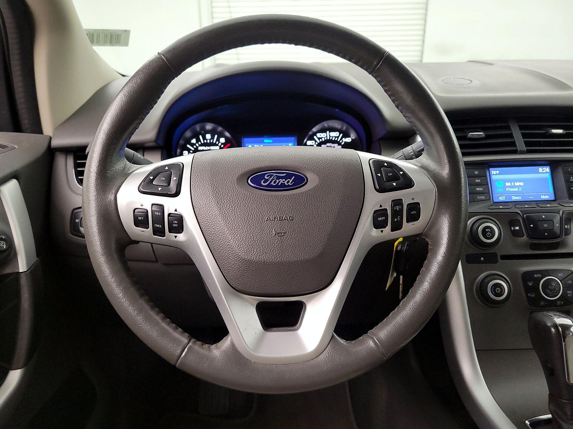 Thumbnail: 2014 Ford Edge - 10