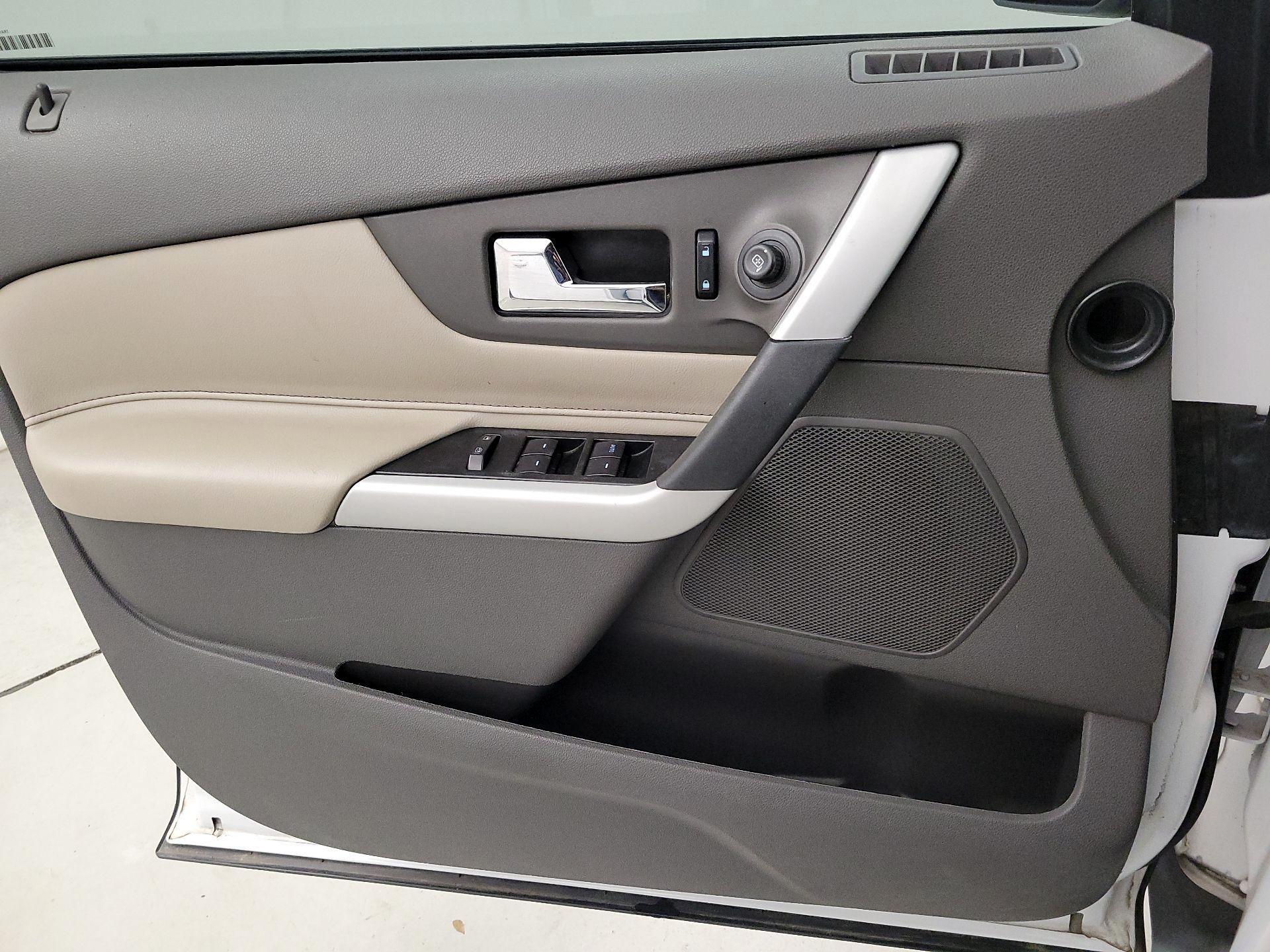 Thumbnail: 2014 Ford Edge - 12