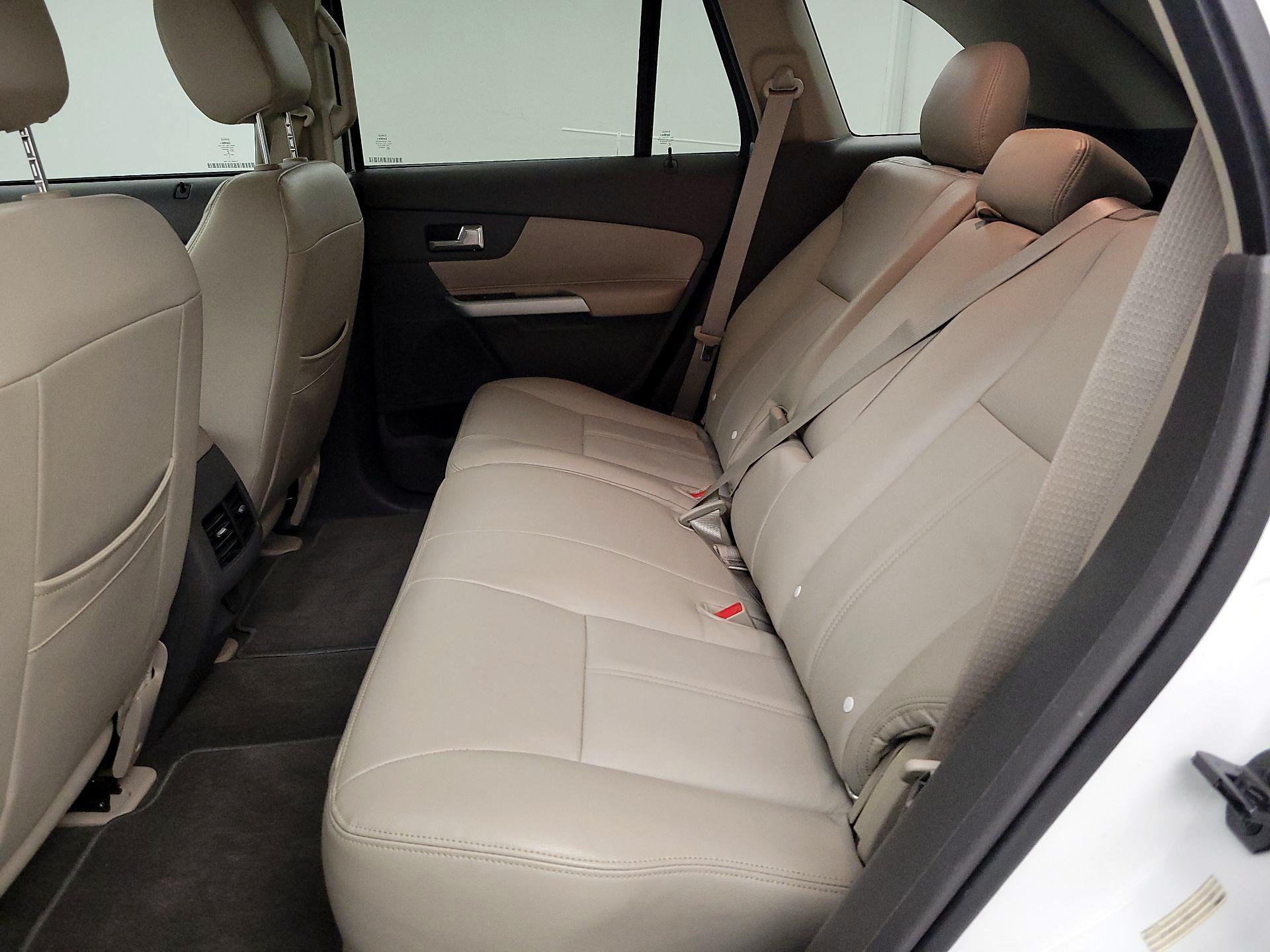 Thumbnail: 2014 Ford Edge - 18