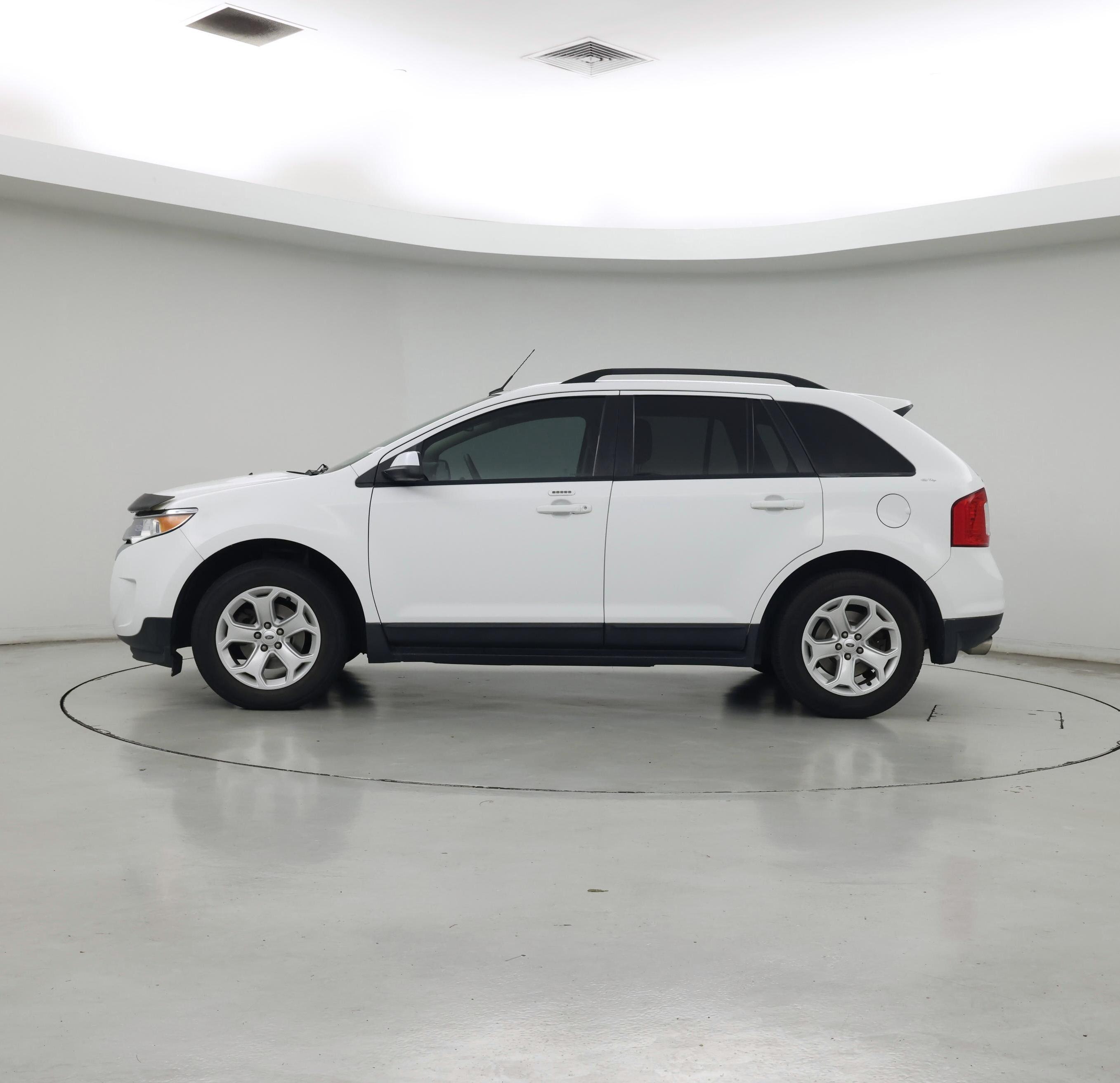 Thumbnail: 2014 Ford Edge - 3