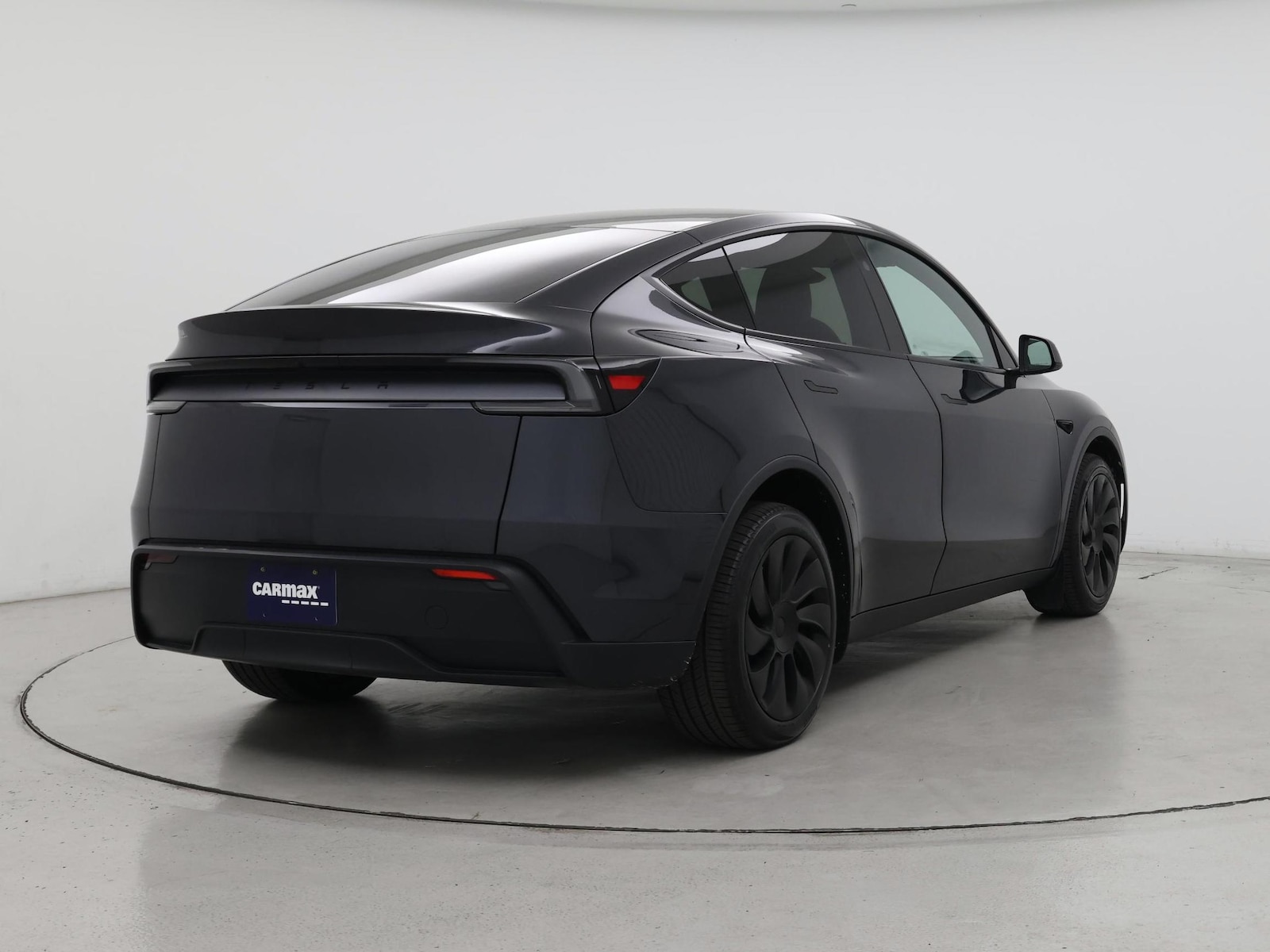 2026 Tesla Model Y Premium - Photo 9