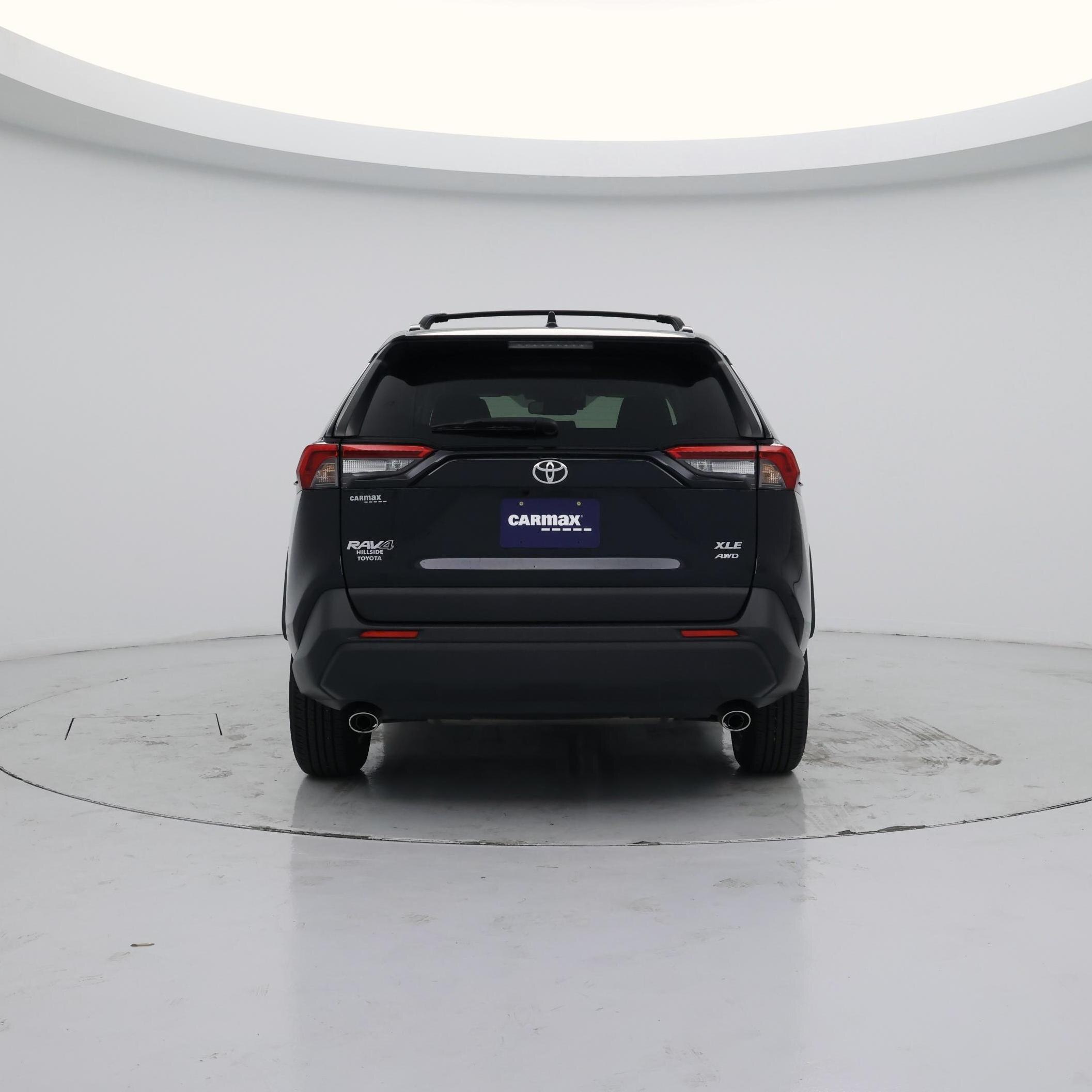 Thumbnail: 2019 Toyota RAV4 - 6