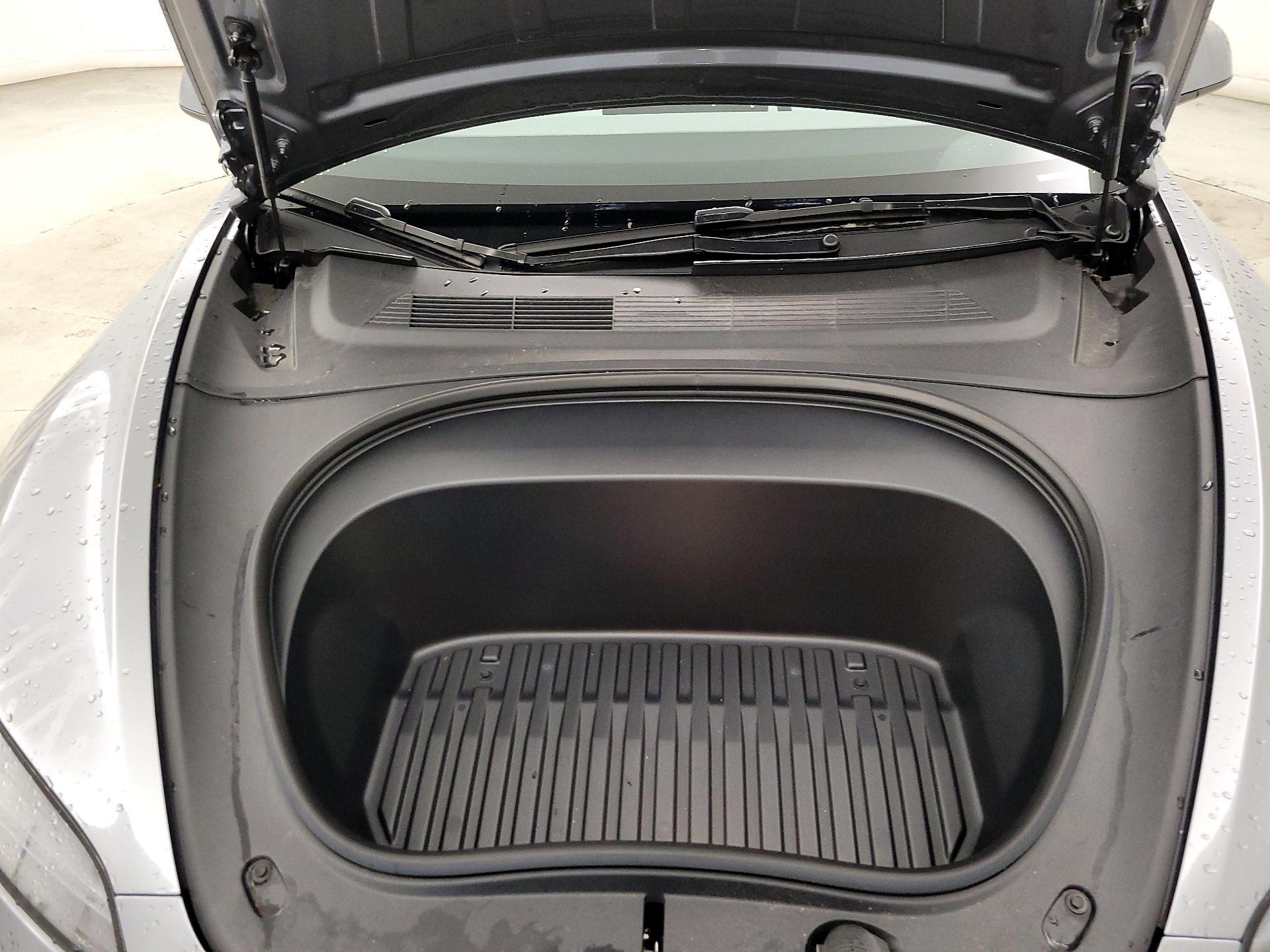 Thumbnail: 2024 Tesla Model 3 - 20