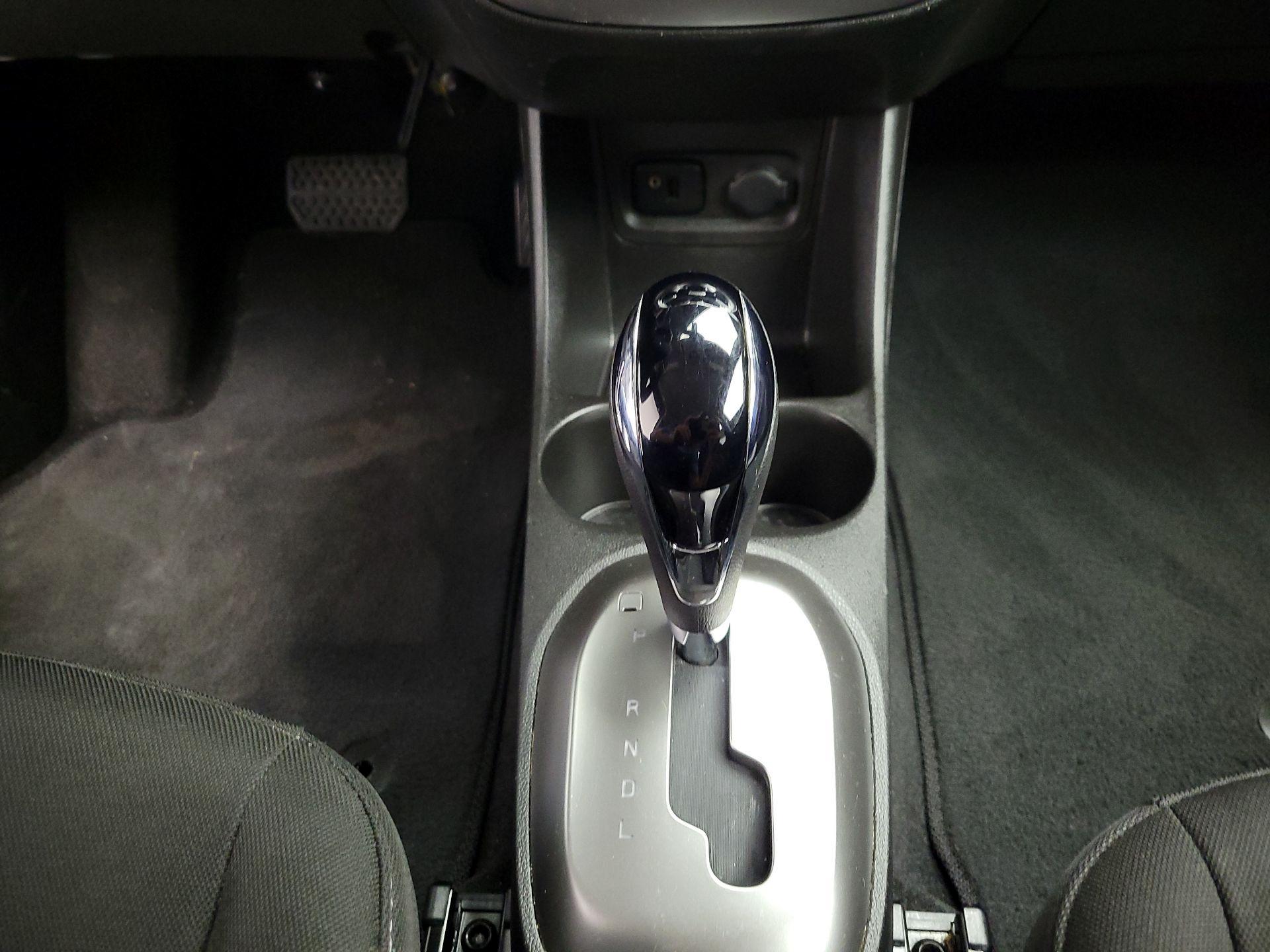 Thumbnail: 2018 Chevrolet Spark - 15