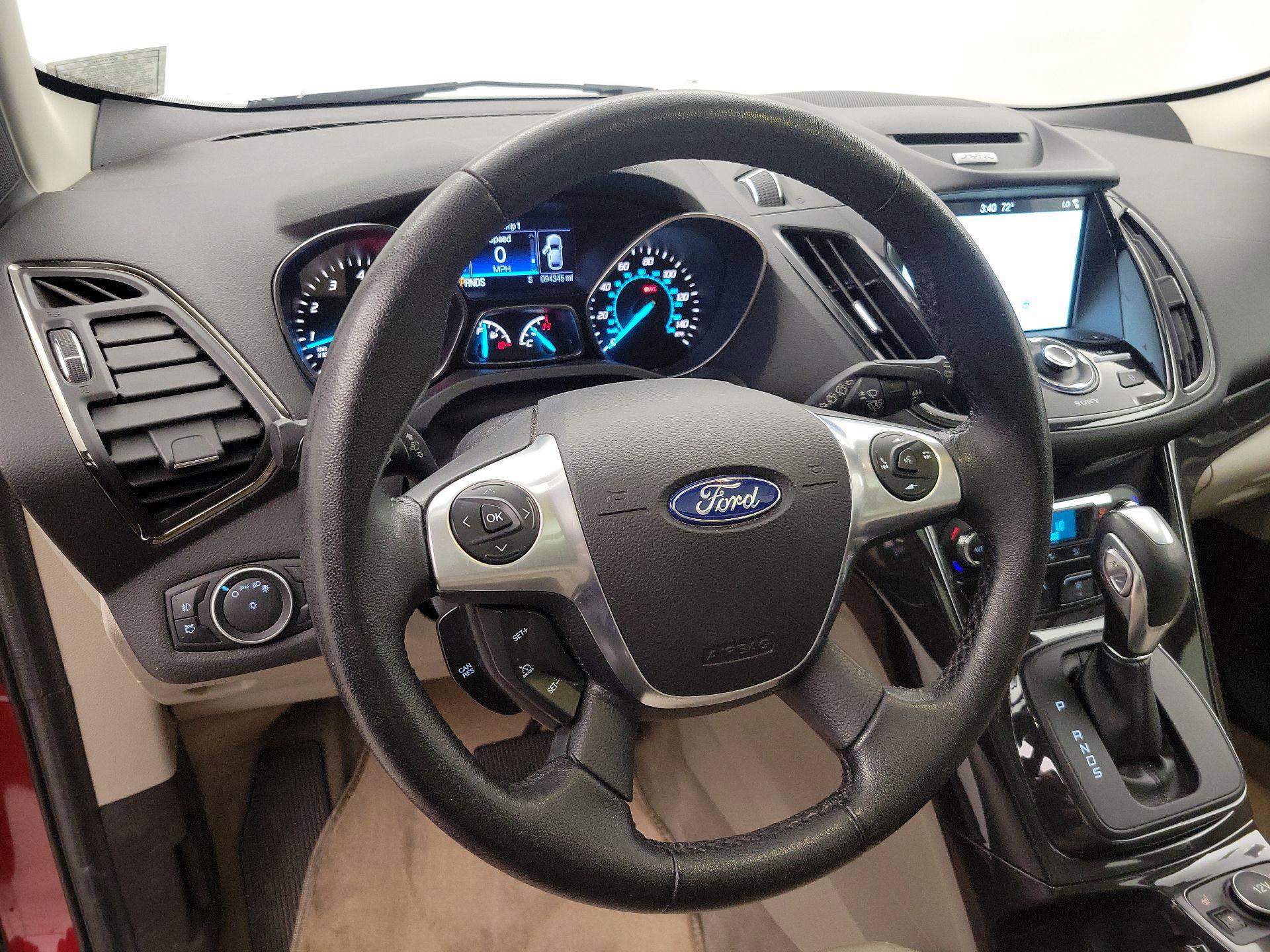 Thumbnail: 2016 Ford Escape - 10