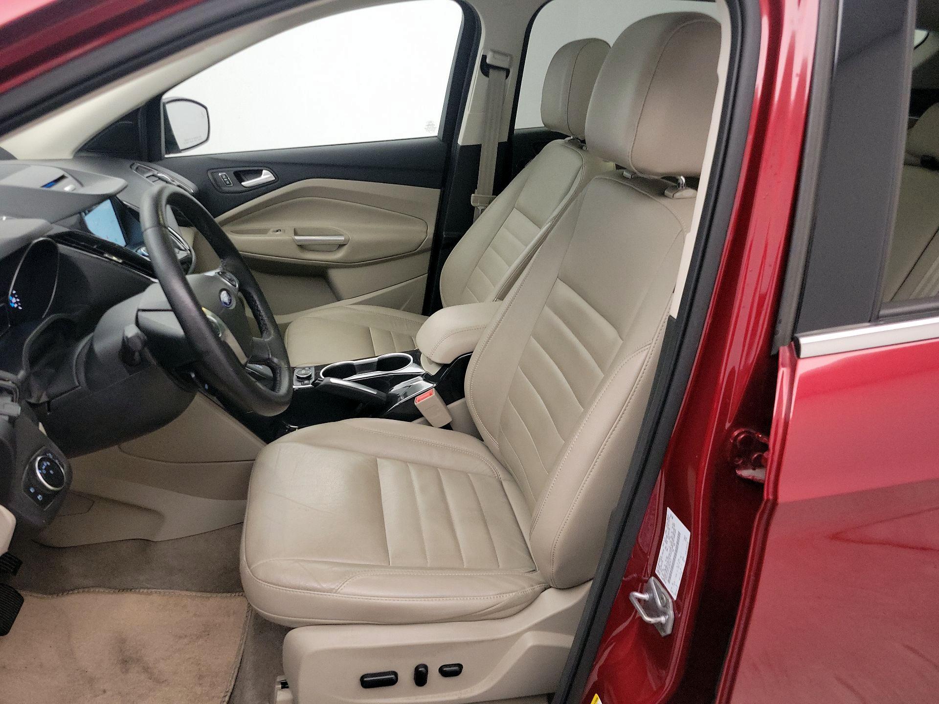 Thumbnail: 2016 Ford Escape - 11