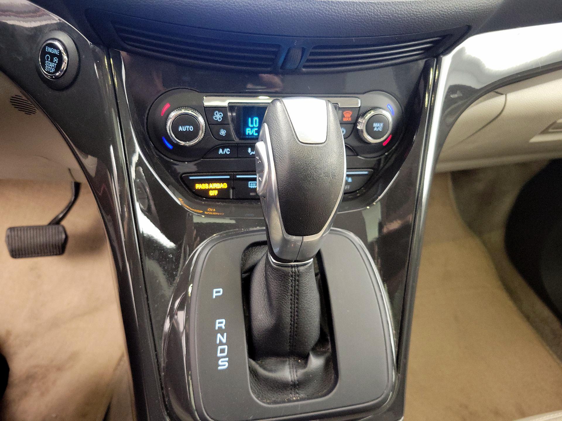 Thumbnail: 2016 Ford Escape - 18