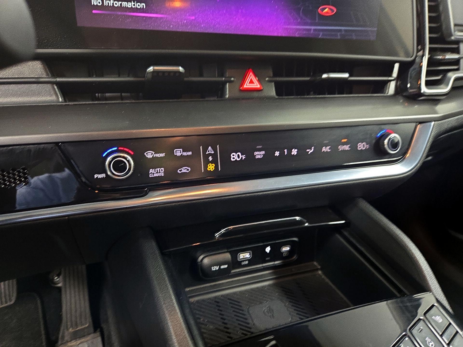 Thumbnail: 2023 Kia Sportage - 17