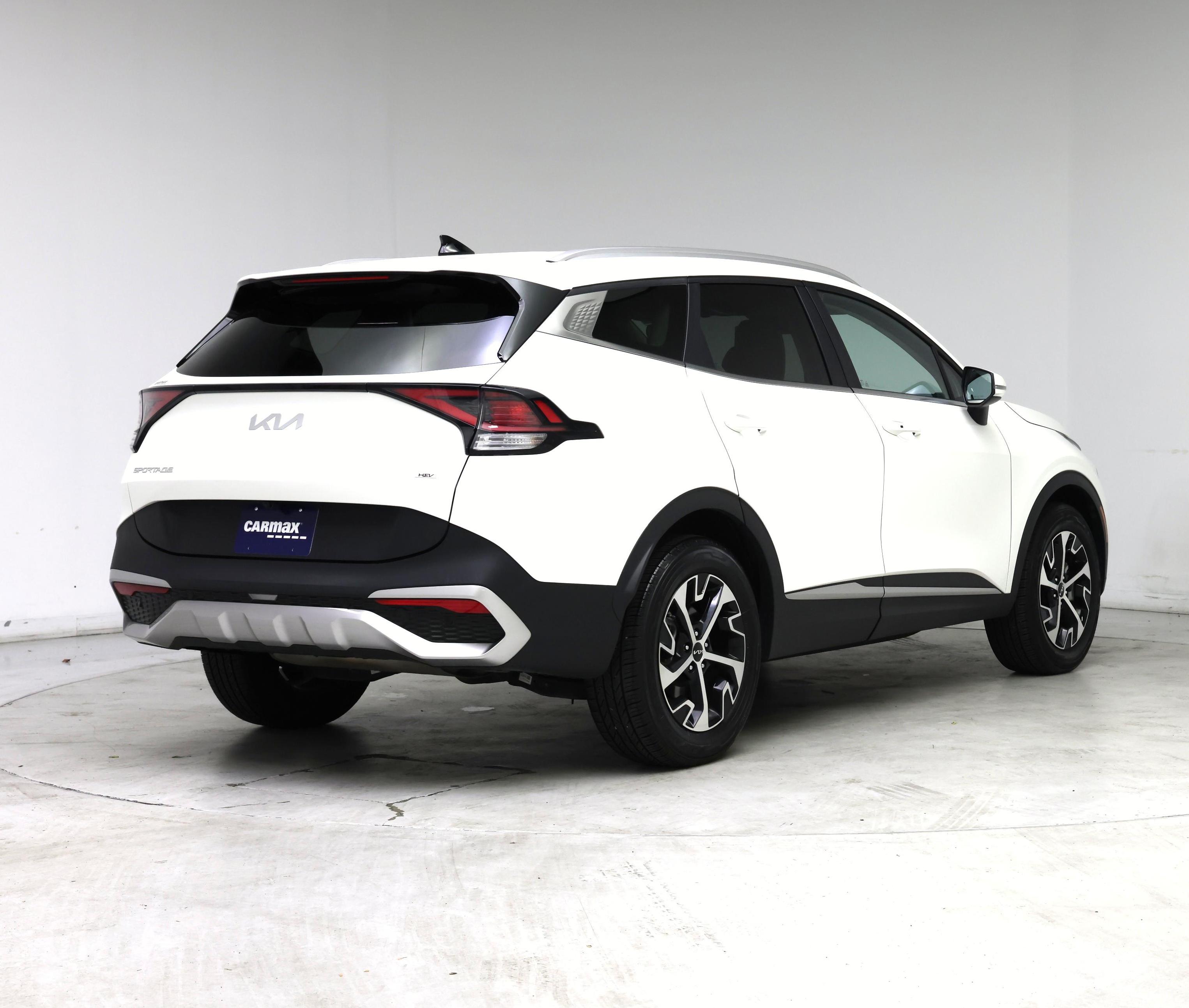 Thumbnail: 2023 Kia Sportage - 8
