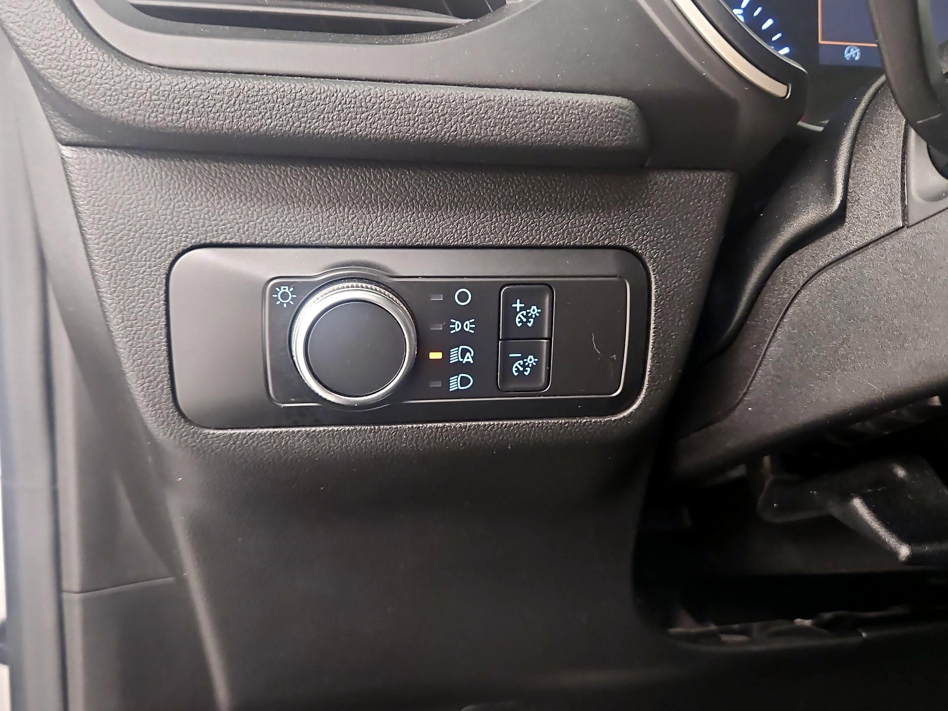 Thumbnail: 2020 Ford Escape - 13