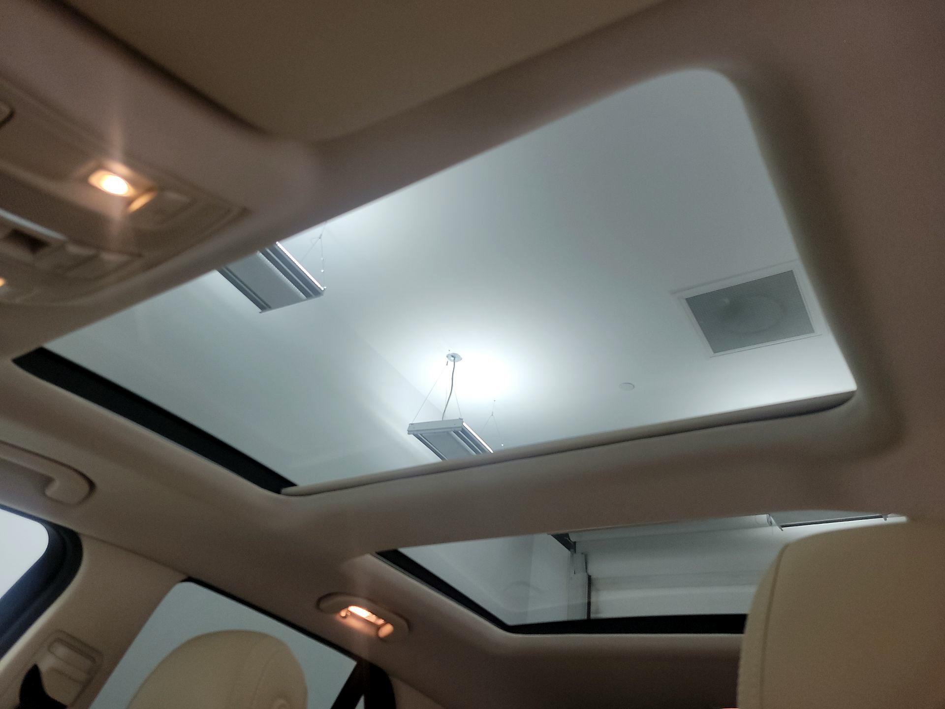 Thumbnail: 2019 Mercedes-Benz GLE - 19