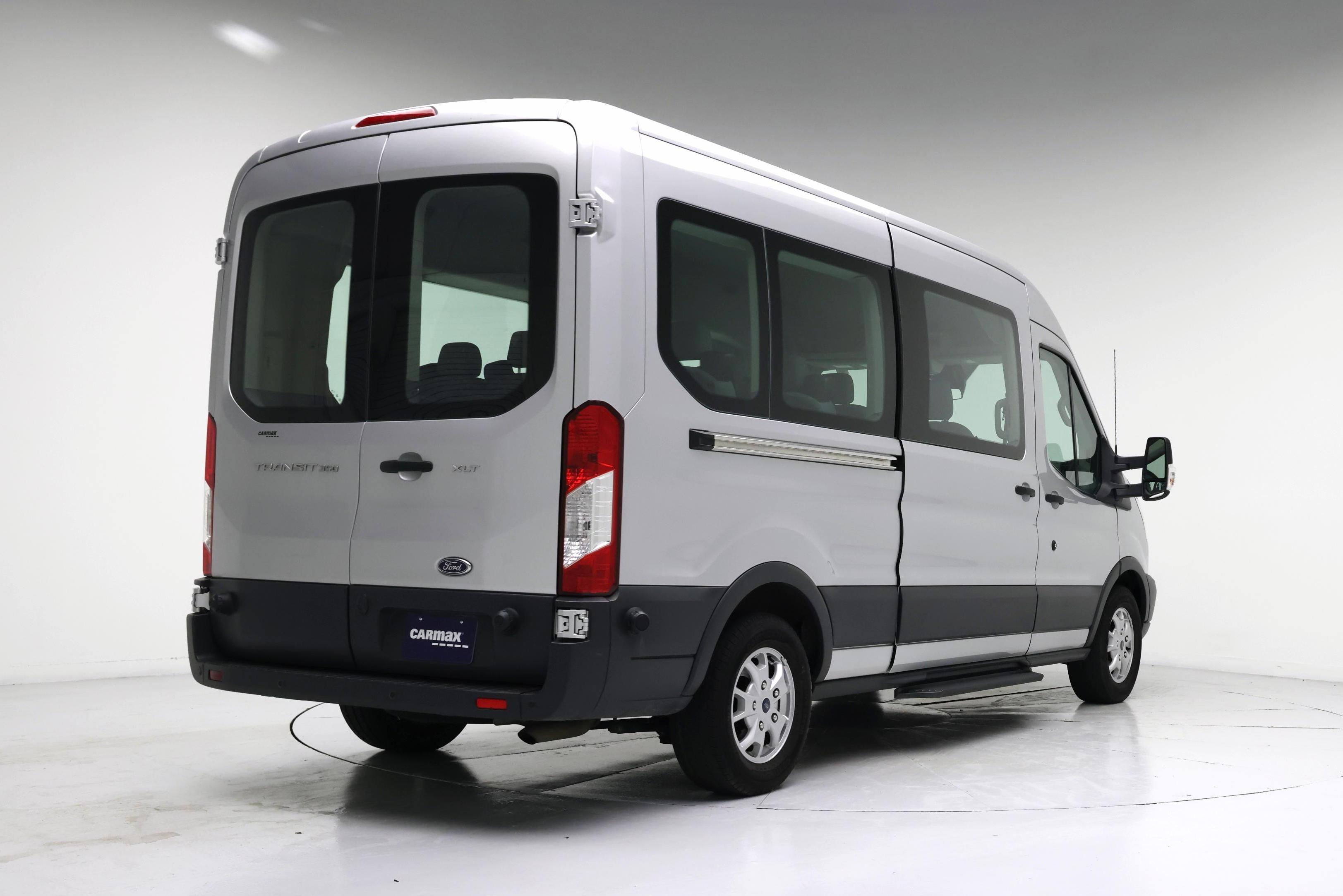 Thumbnail: 2015 Ford Transit Series - 8
