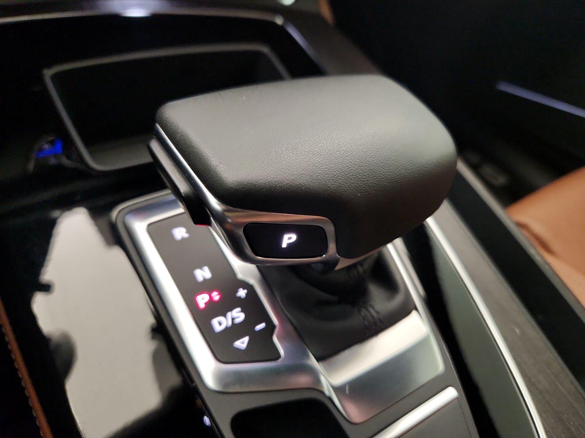 Thumbnail: 2024 Audi Q5 - 18