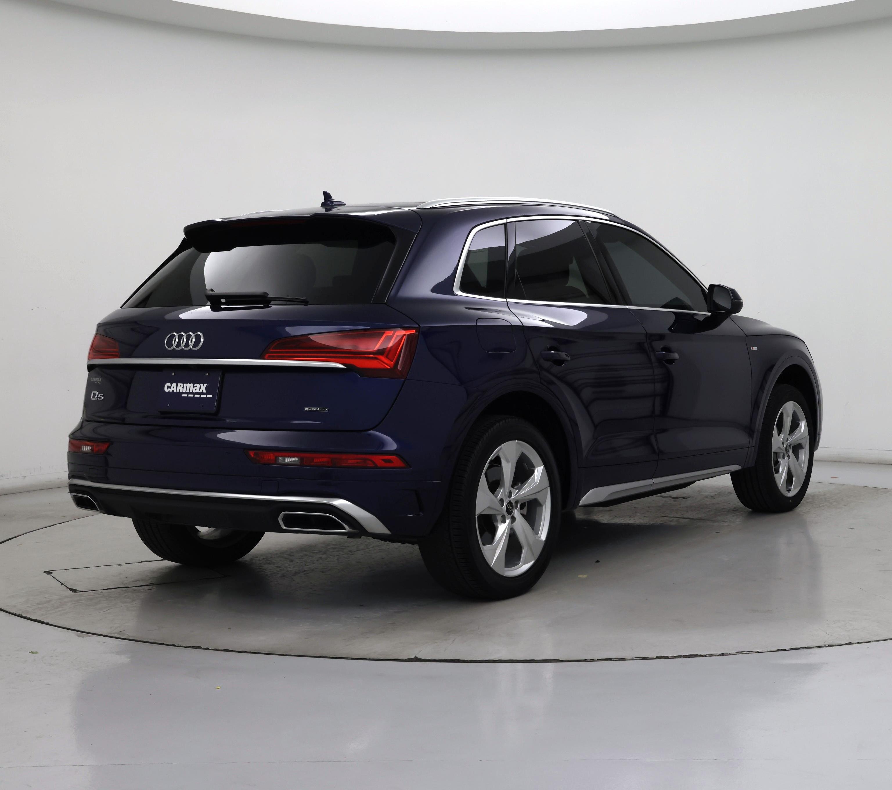 Thumbnail: 2024 Audi Q5 - 8