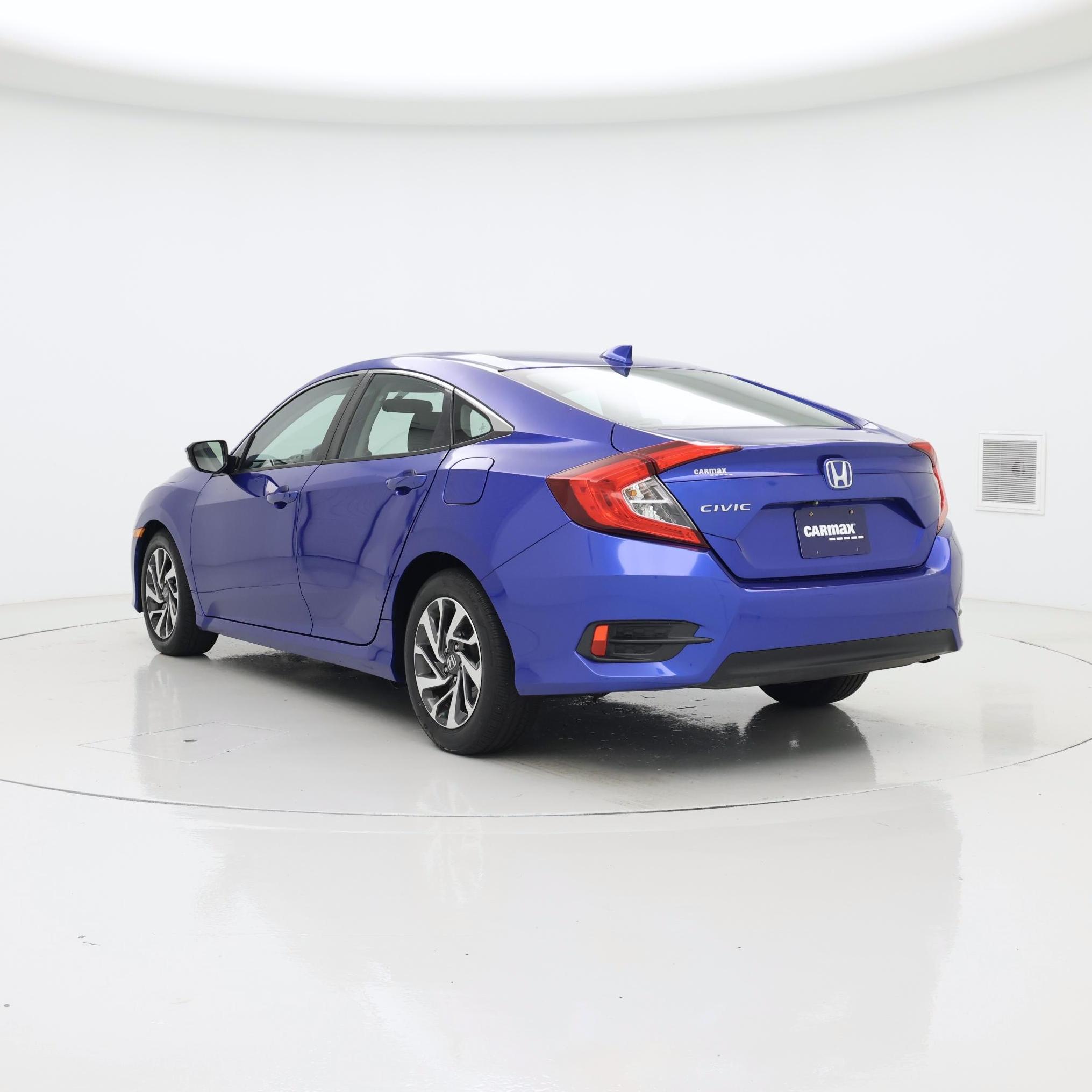 Thumbnail: 2017 Honda Civic - 2