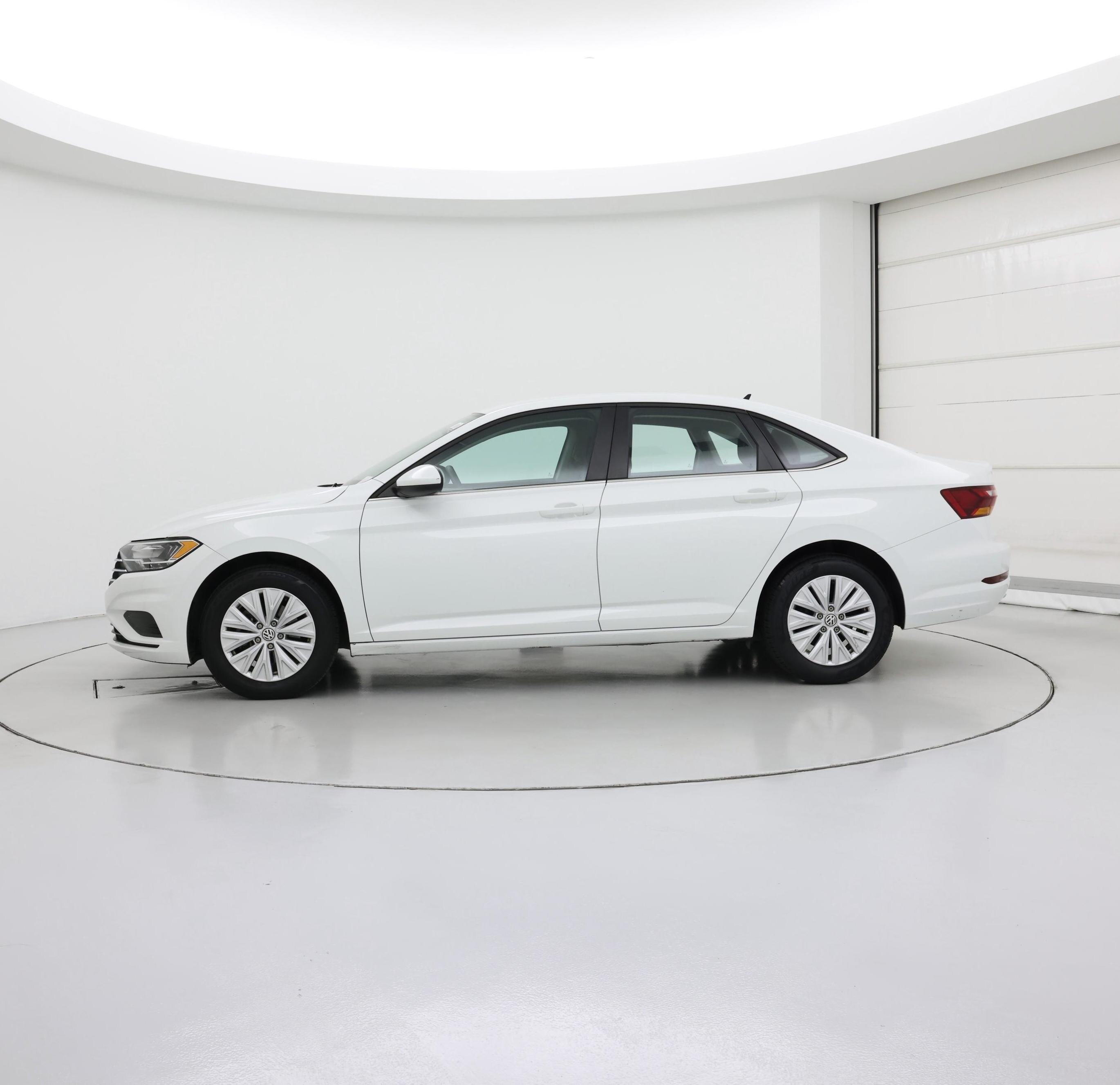 Thumbnail: 2019 Volkswagen Jetta - 3