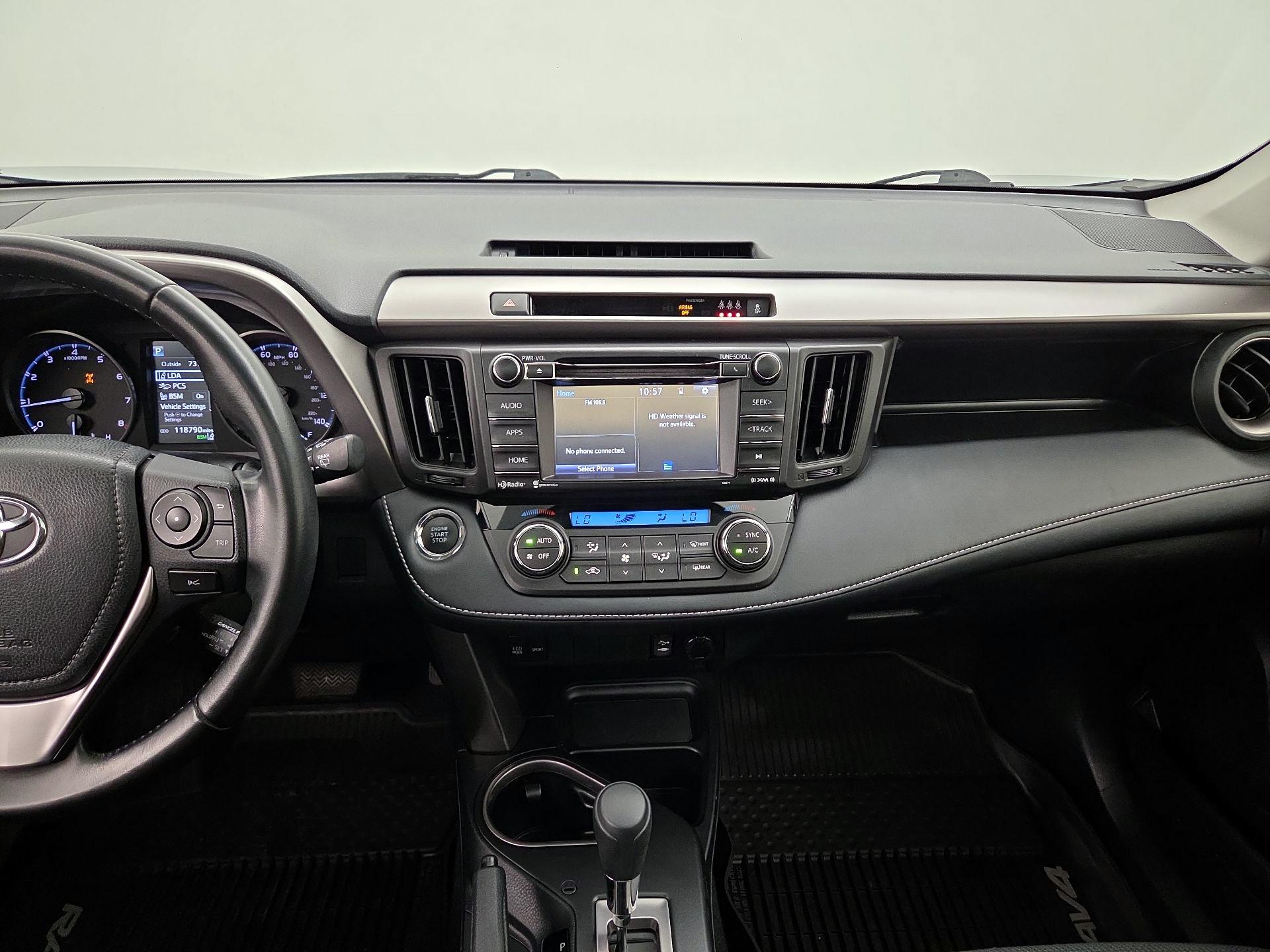 Thumbnail: 2018 Toyota RAV4 - 9
