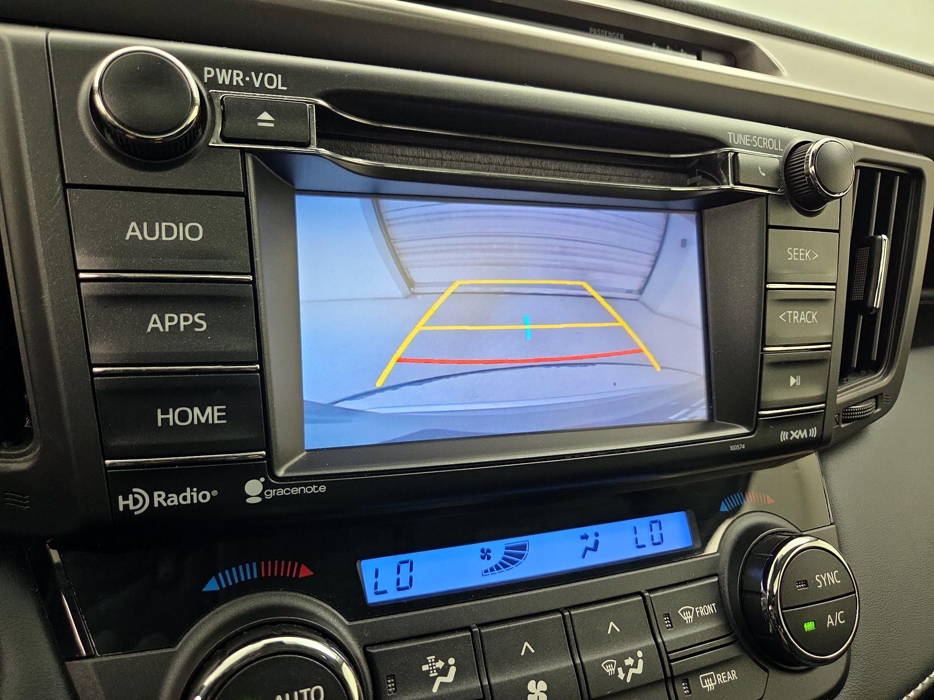 Thumbnail: 2018 Toyota RAV4 - 15