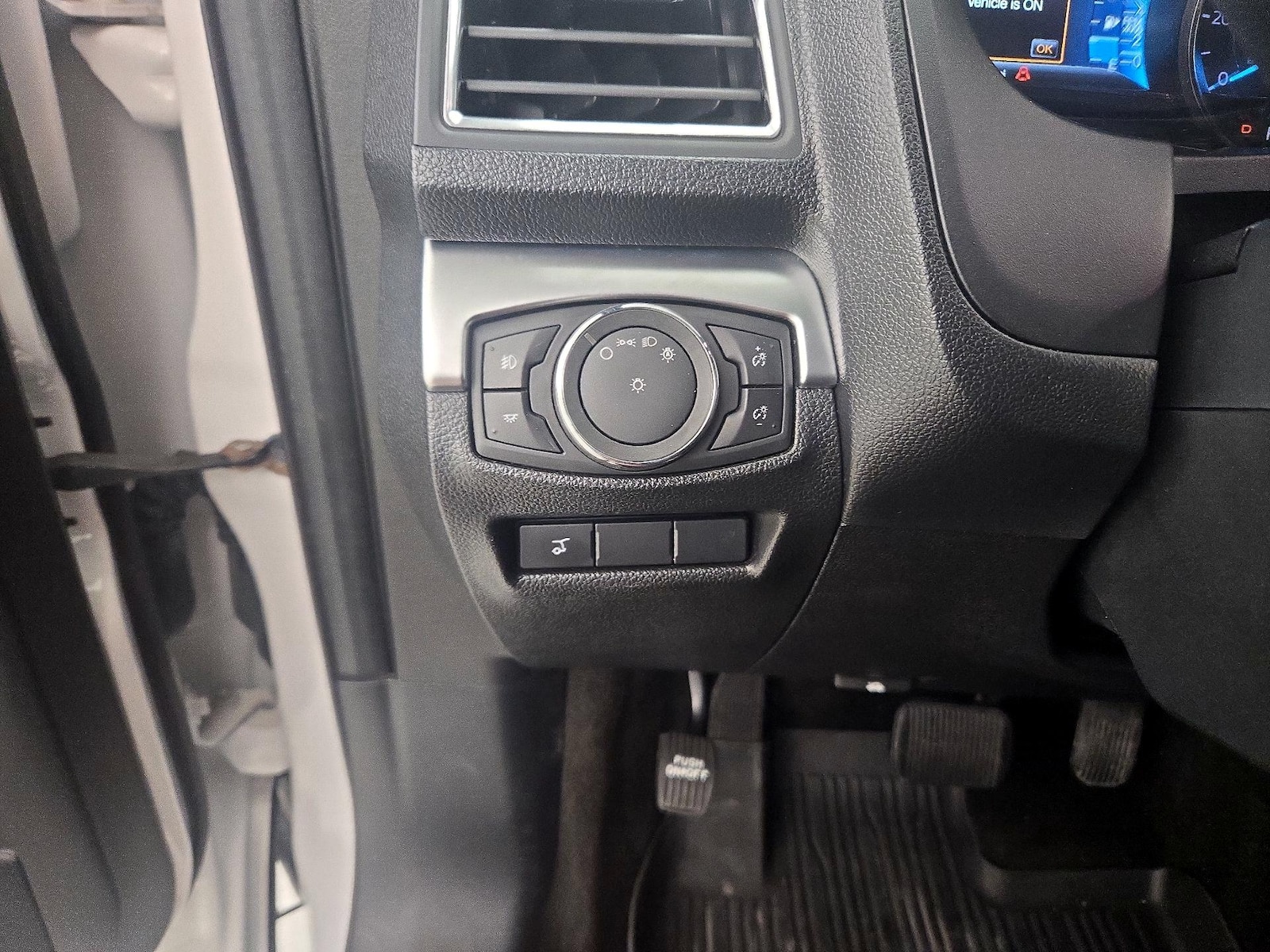 2018 Ford Explorer Limited - Photo 14