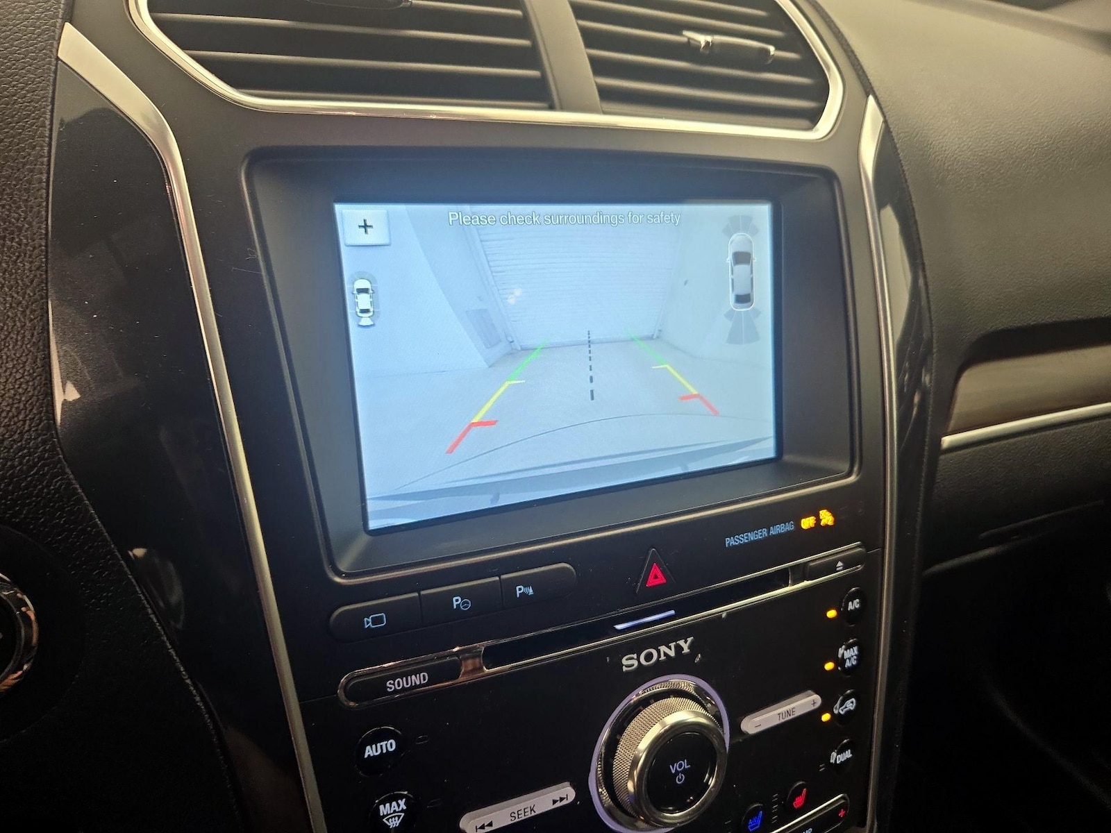 2018 Ford Explorer Limited - Photo 16