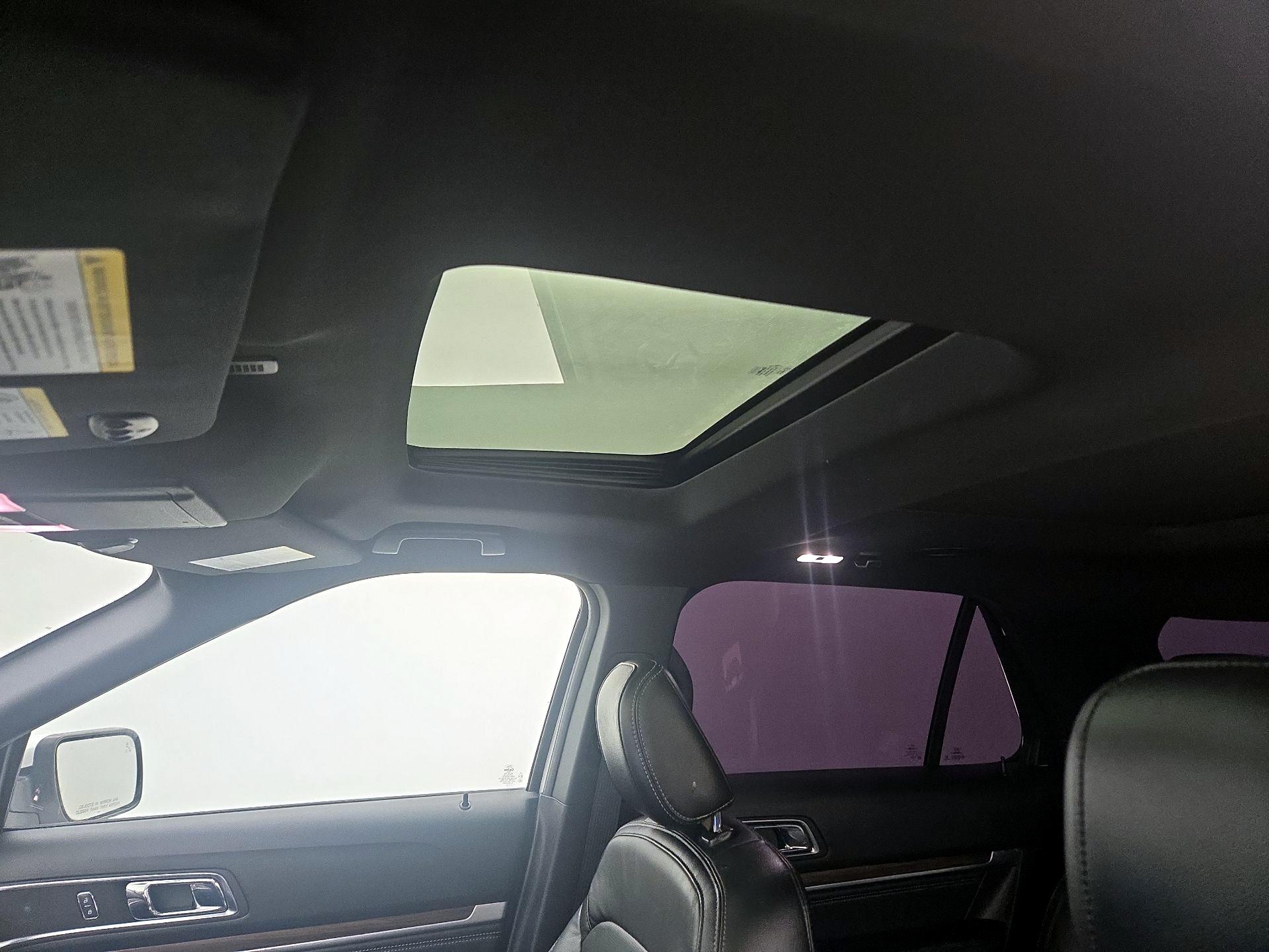 Thumbnail: 2018 Ford Explorer - 20